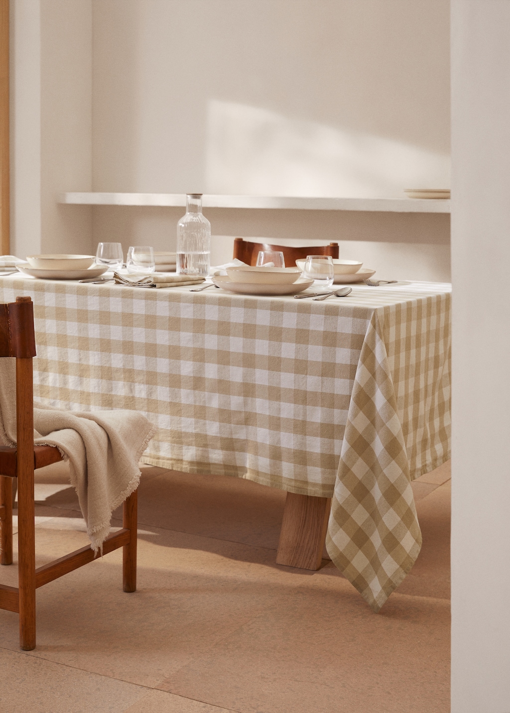 Checkered tablecloth discount