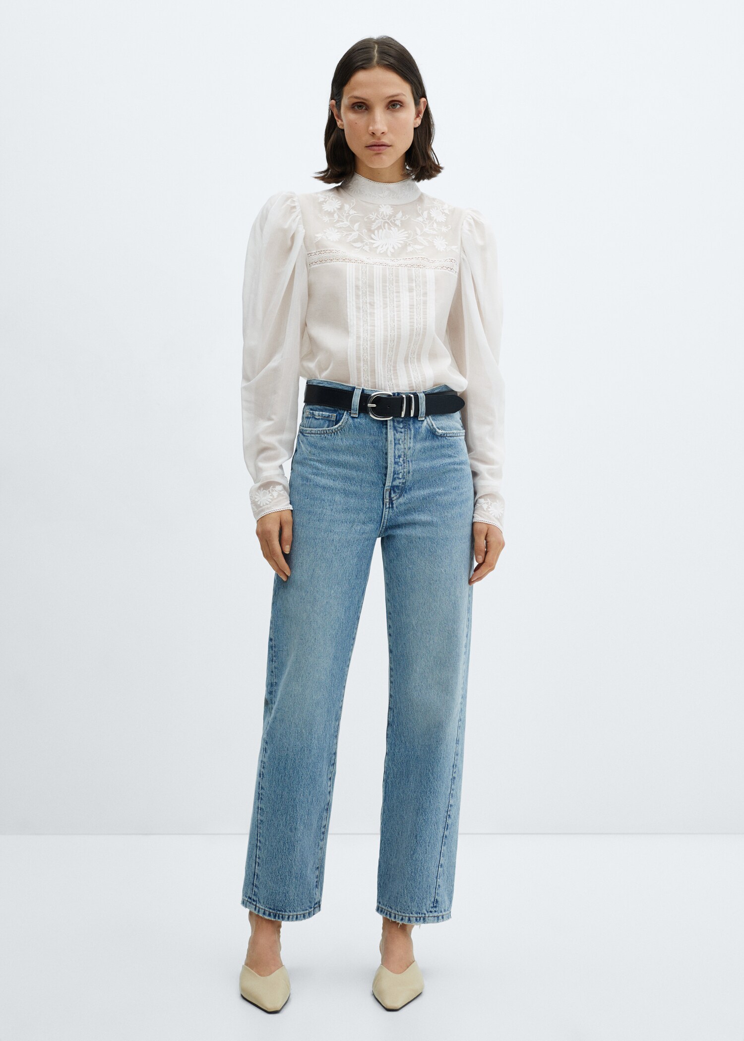 Embroidered details blouse - General plane