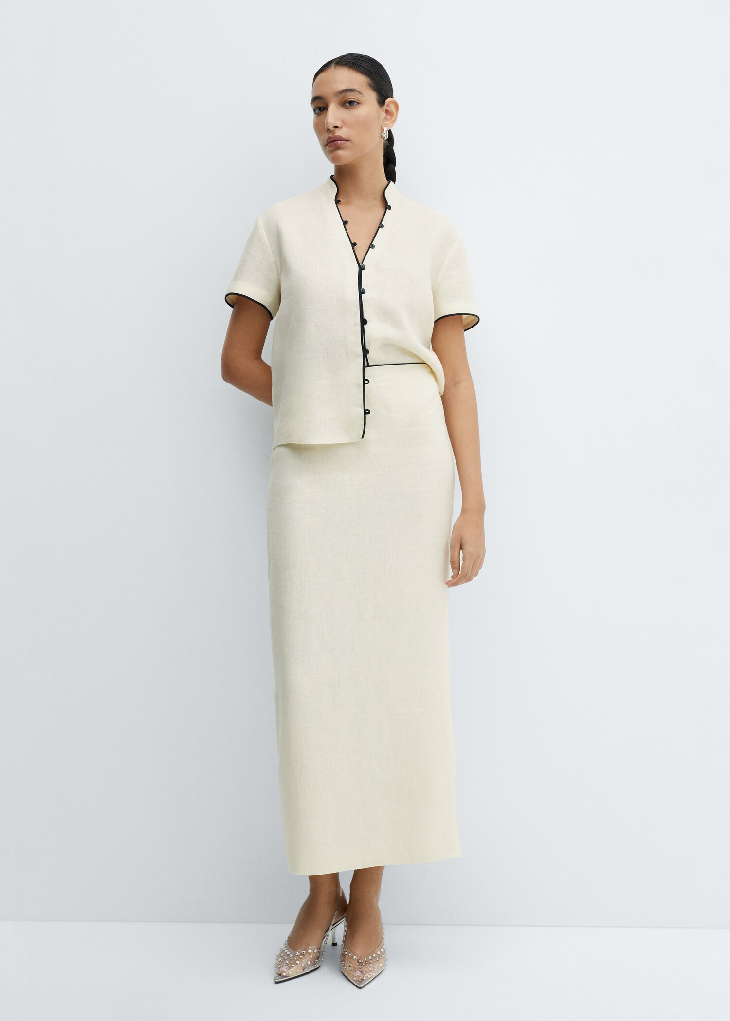 Linen skirt with slit - General plane