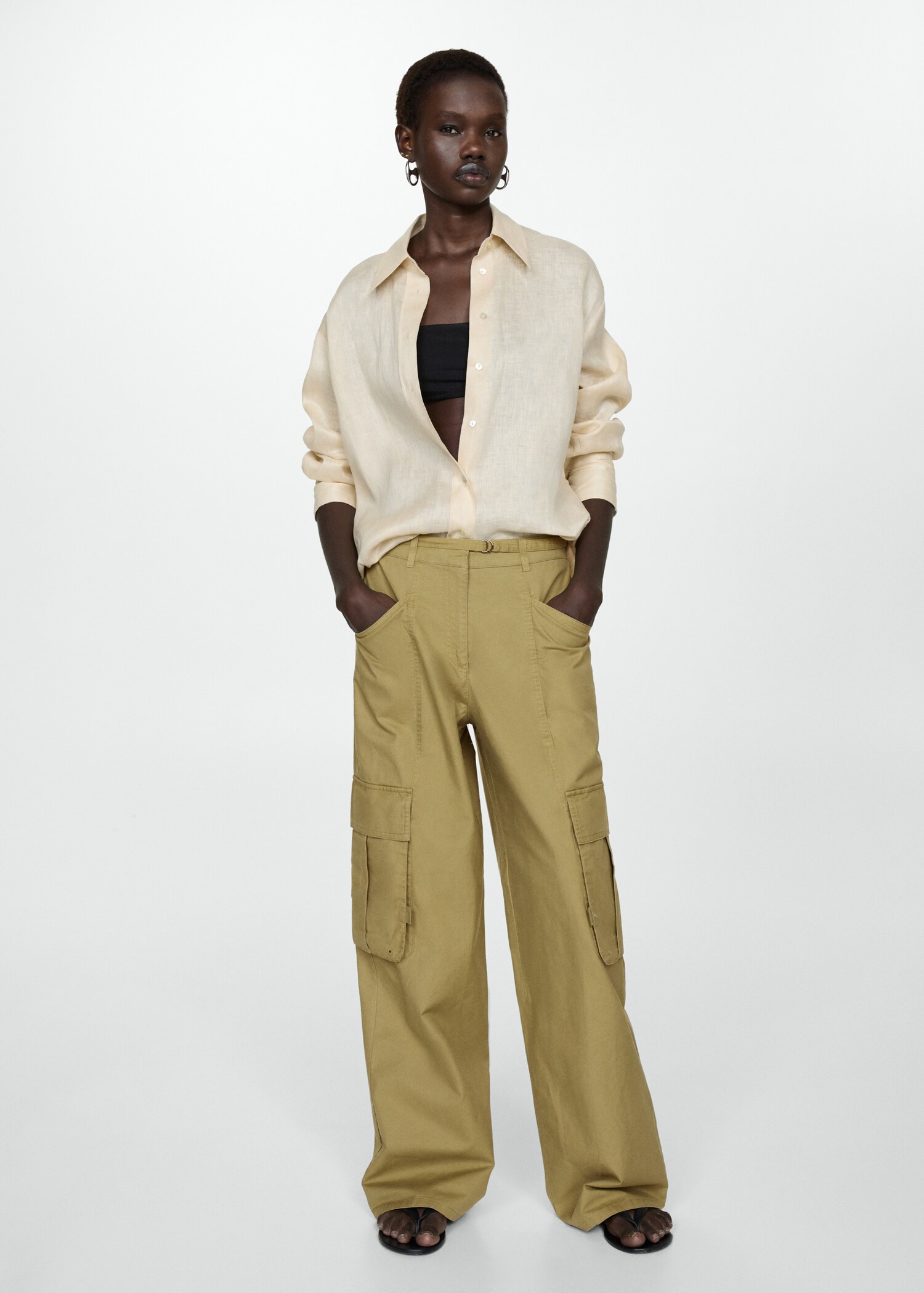 Cargo trousers with pocket - General plane