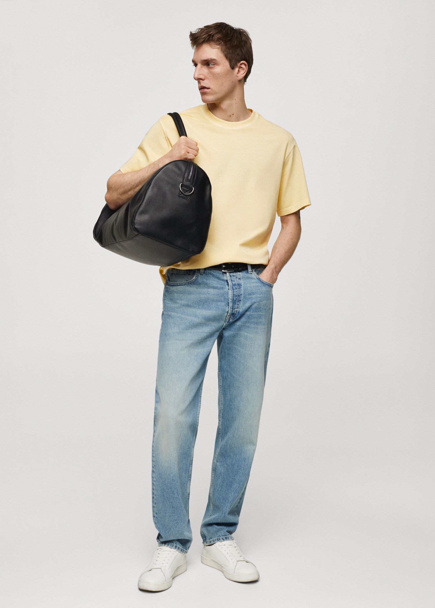 100% cotton relaxed-fit t-shirt - Загальний план