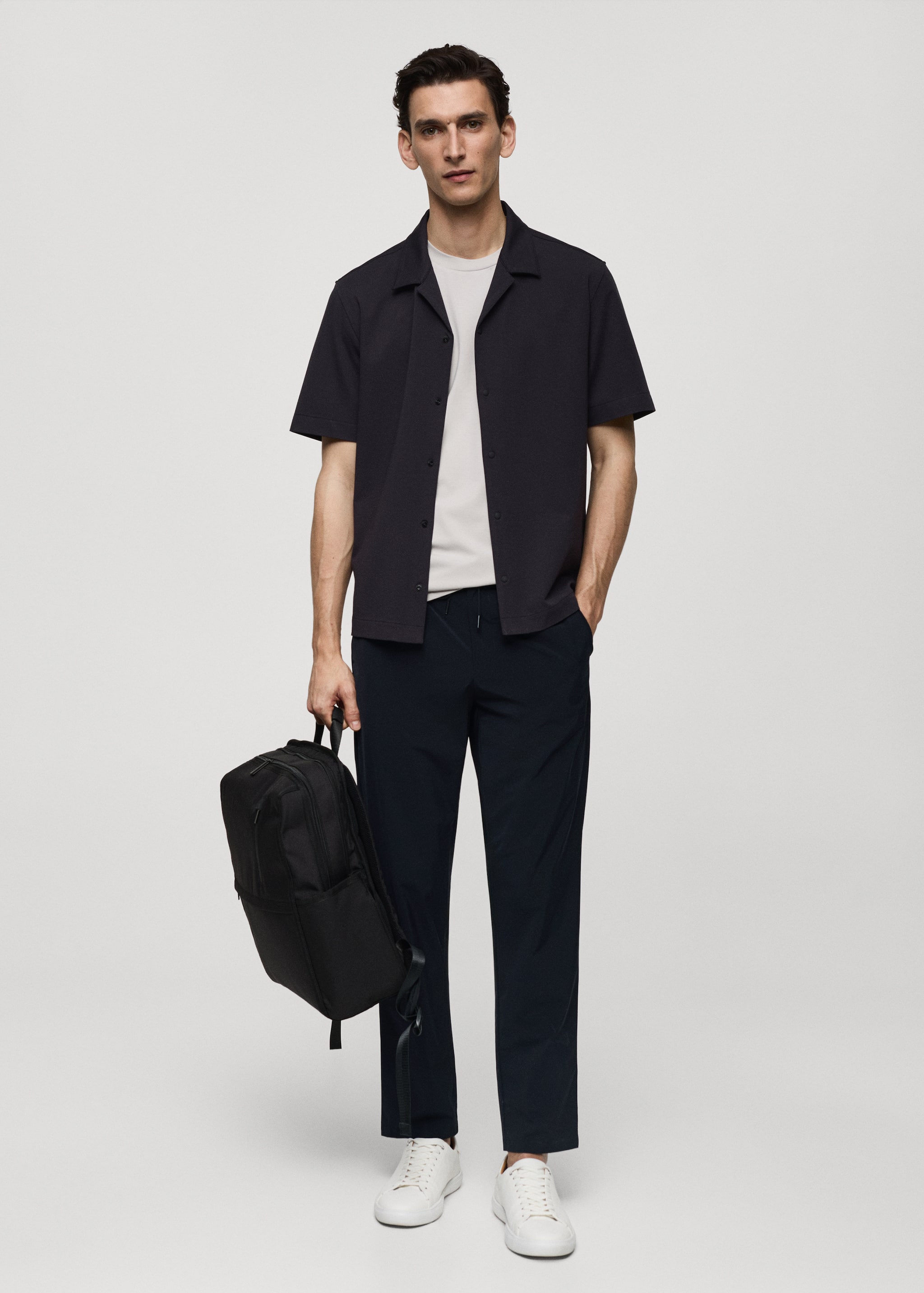 Water-repellent trousers with drawstring - General plane