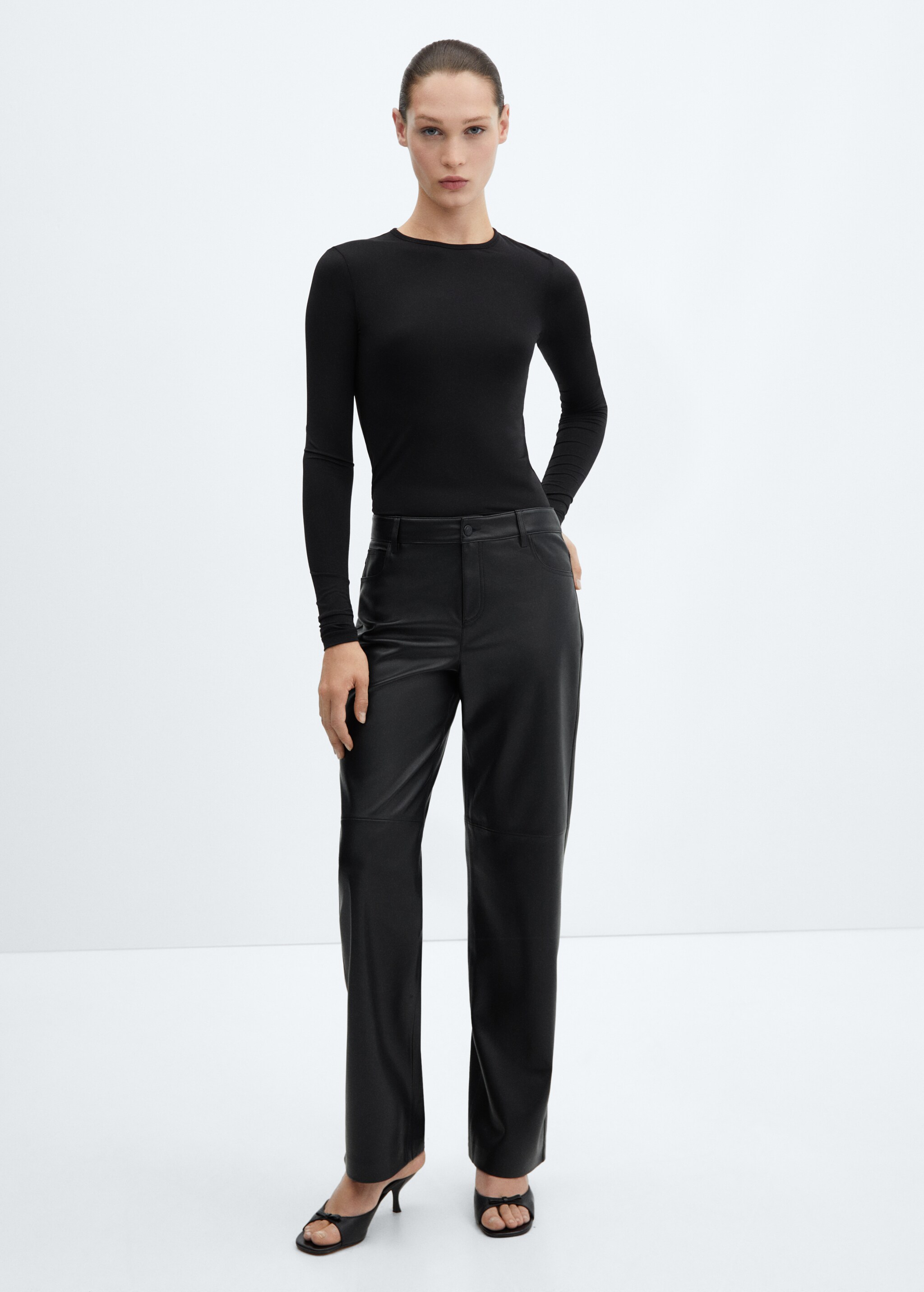 Mid-rise leather effect trousers - General plane