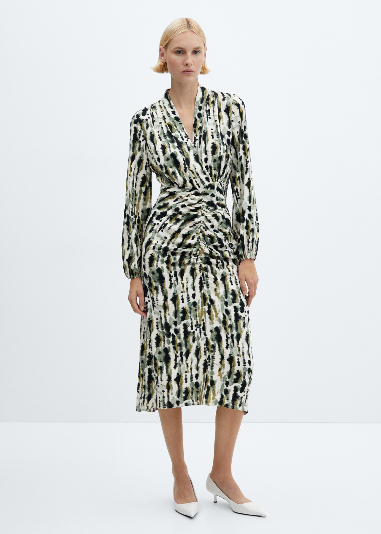 Vestido estampado com pormenor de rufo - Plano geral