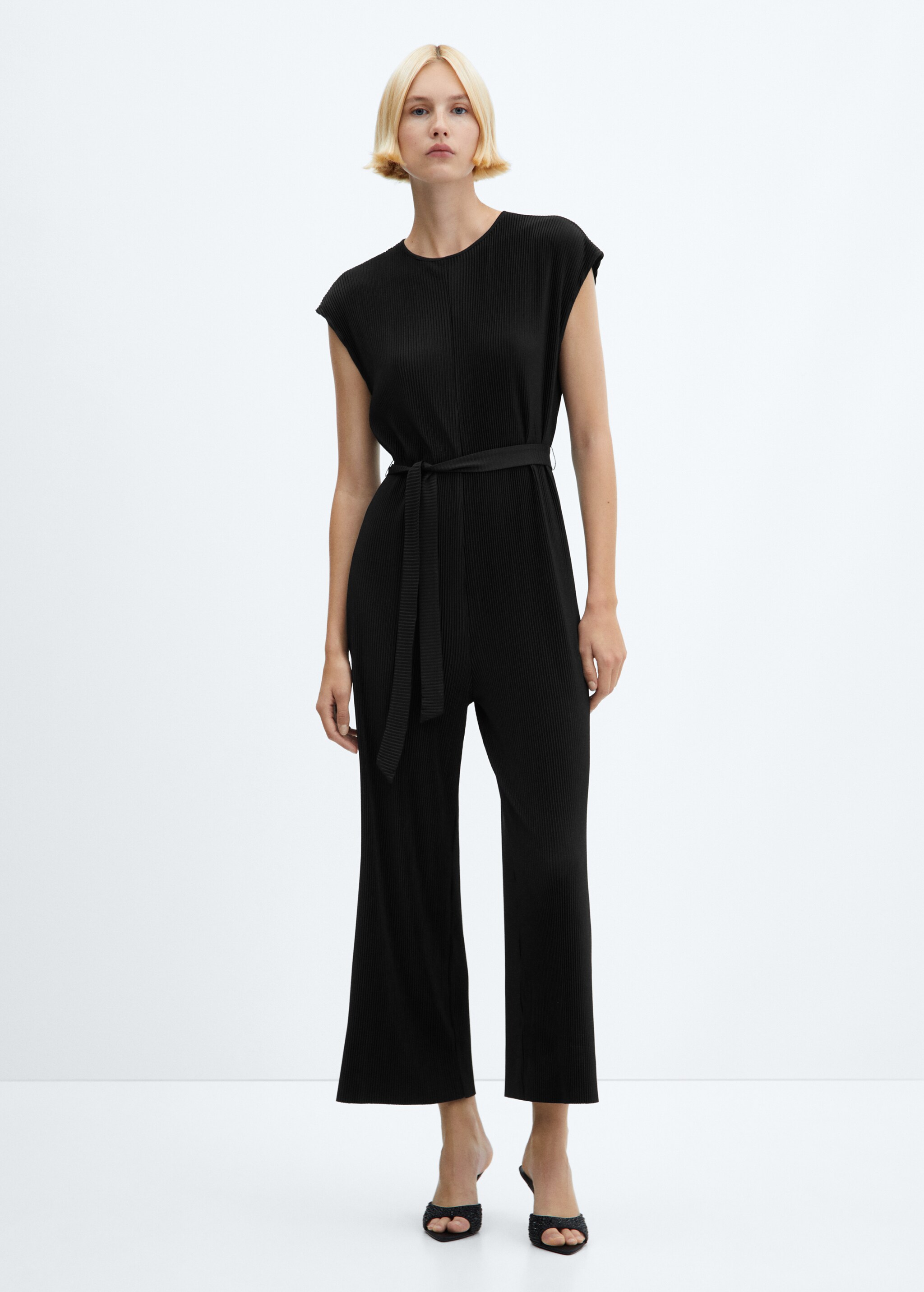 Pleated jumpsuit with bow - General plane