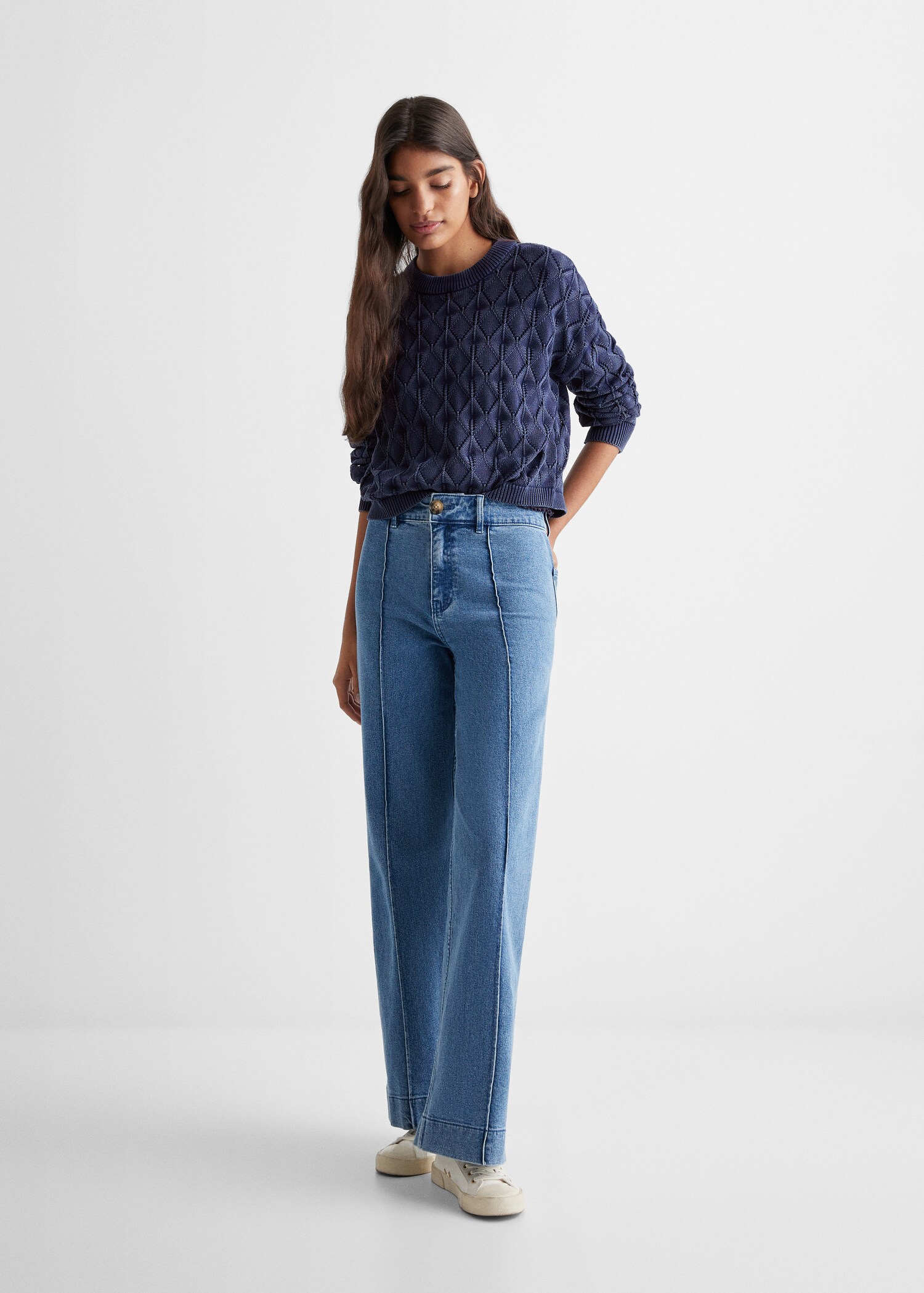 Openwork knit sweater - Загальний план