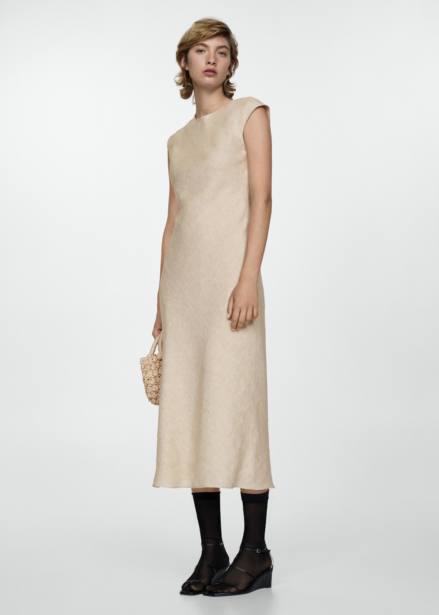 Open-back linen dress - General plane