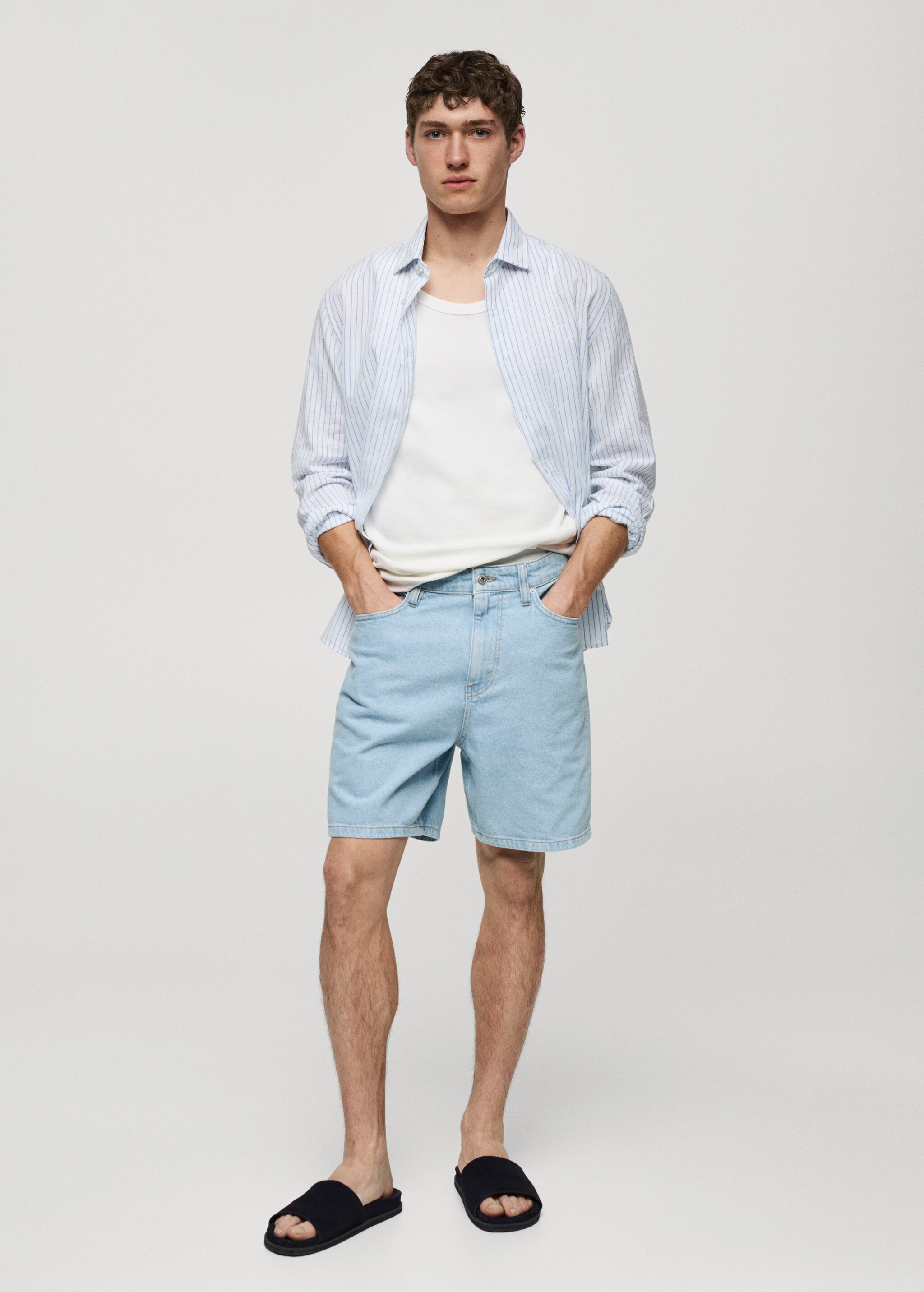 Regular-Fit-Bermudashorts aus Denim - Allgemeine Ansicht