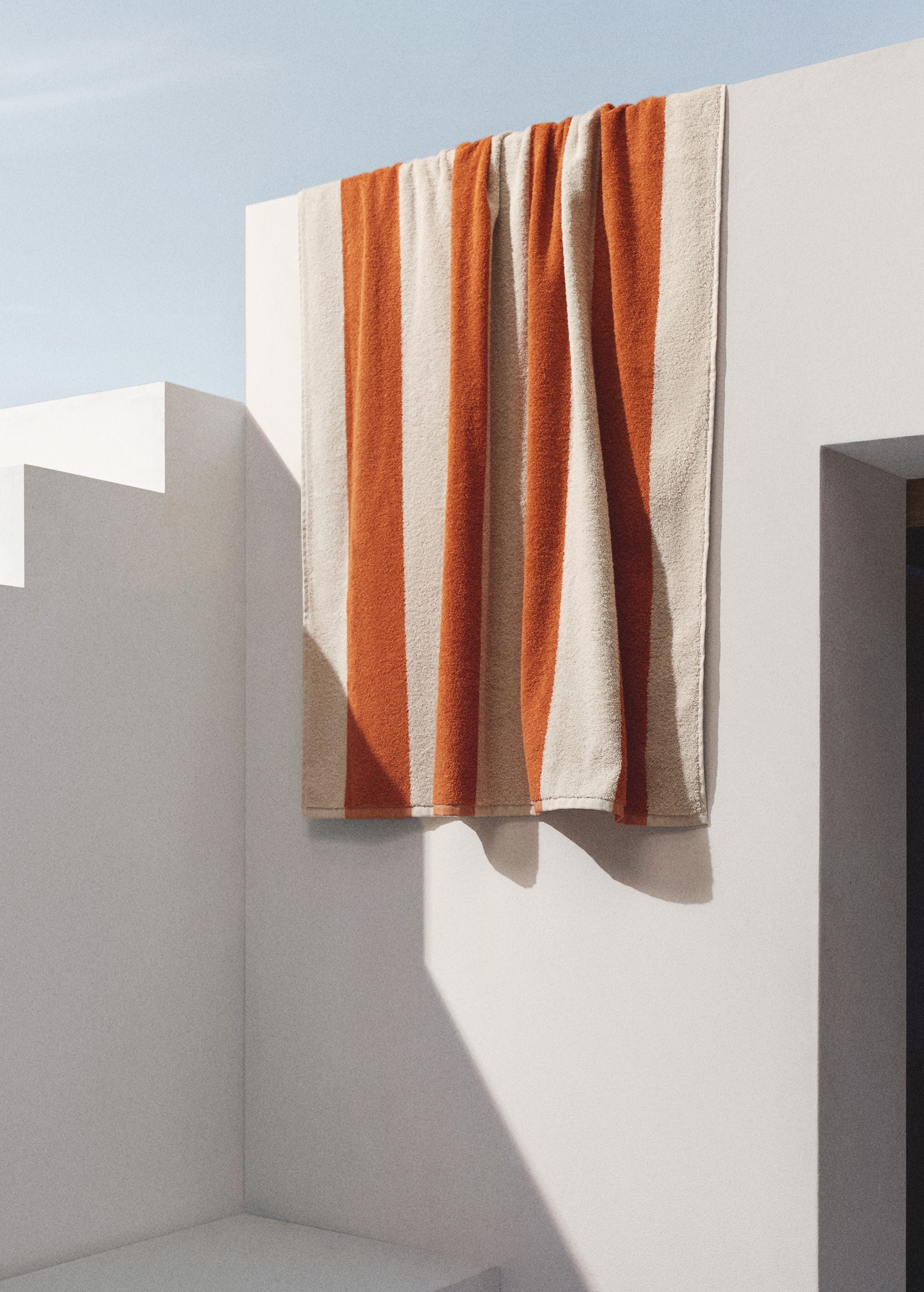 Striped macro beach towel - General plane