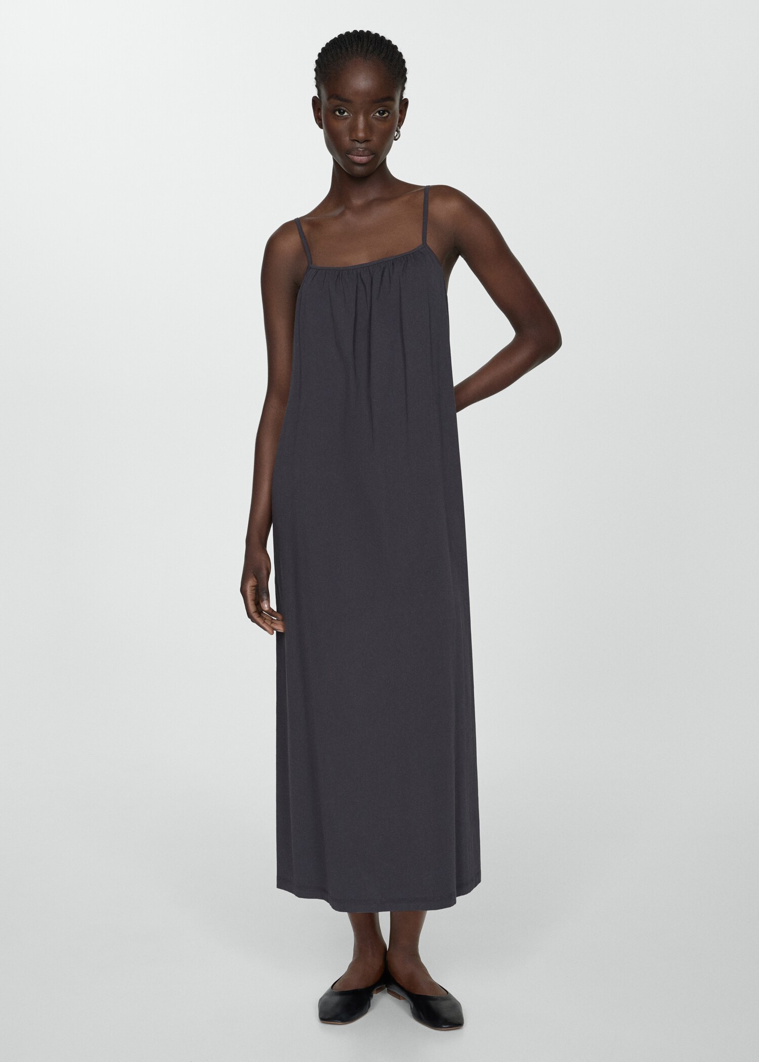 Long dress with straps - General plane
