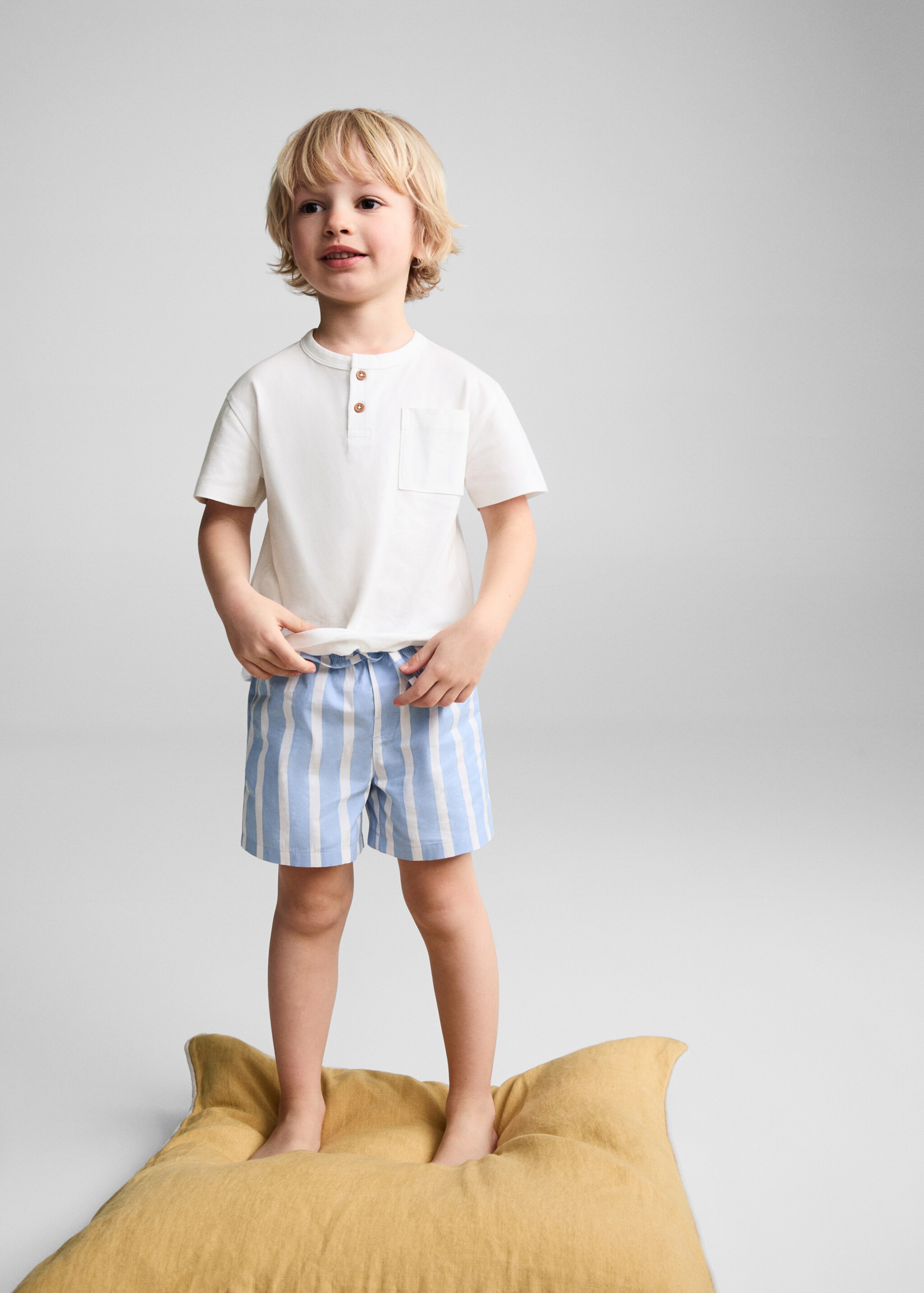 Striped cotton short pyjamas - General plane