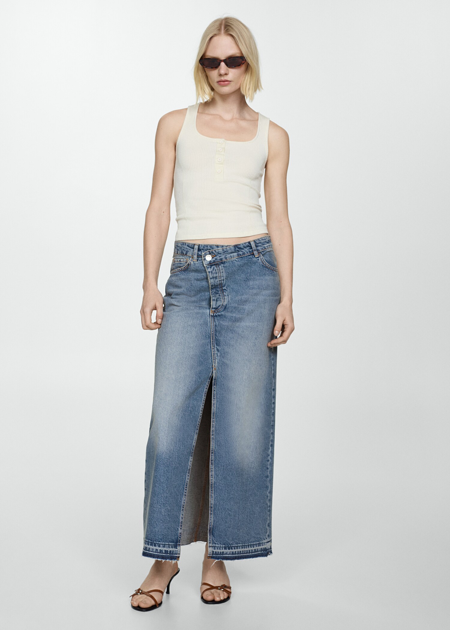 Asymmetrical denim skirt - General plane