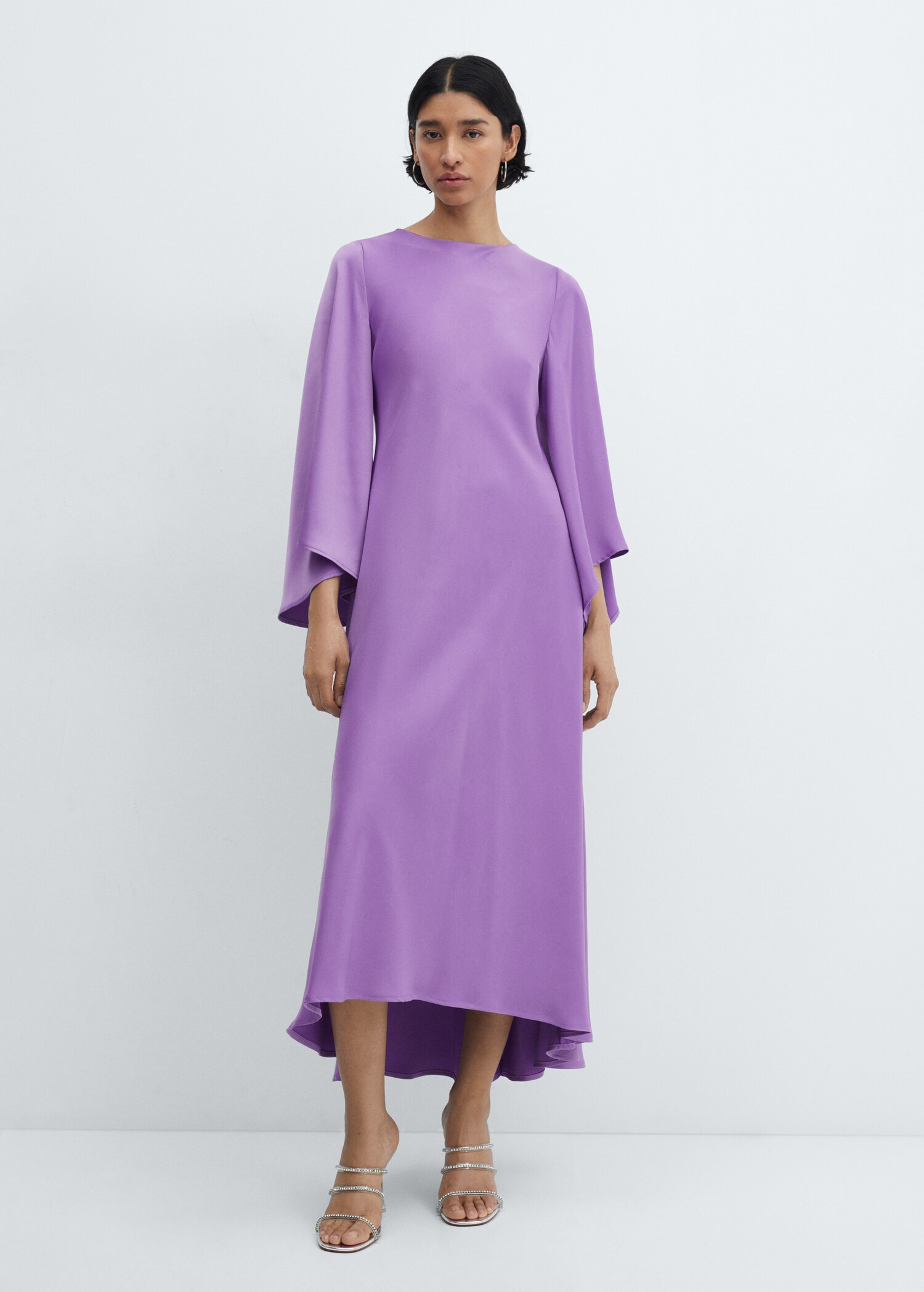 Robe satinée manches cloche - Plan général