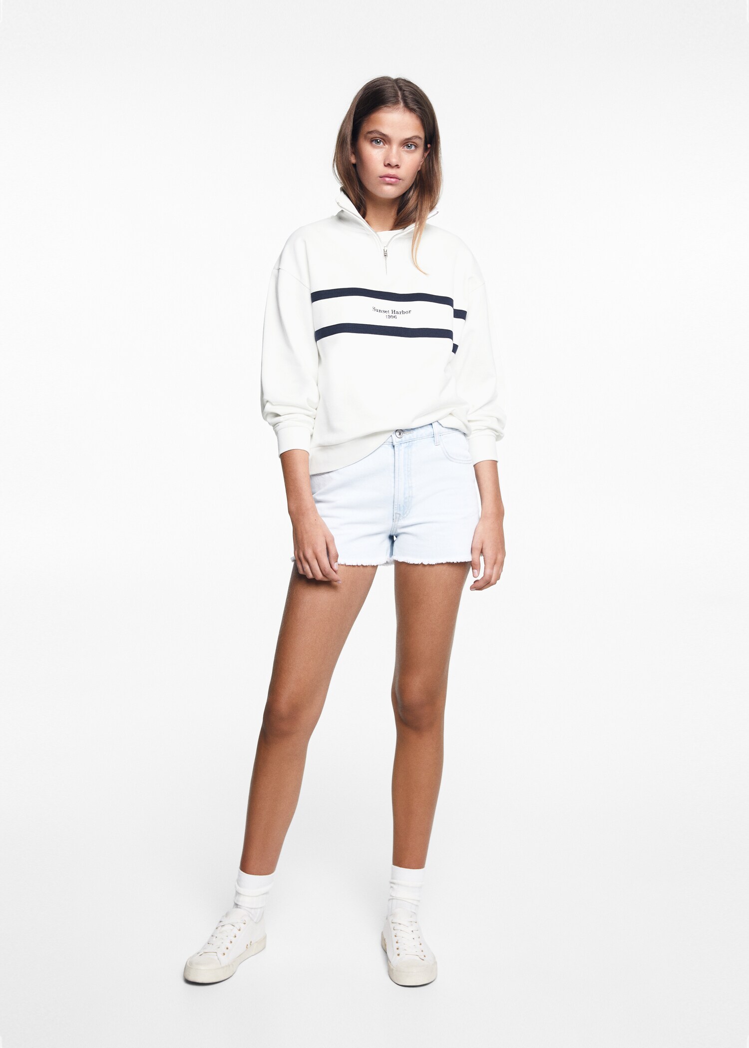 Turtleneck sweatshirt with zip - General plane