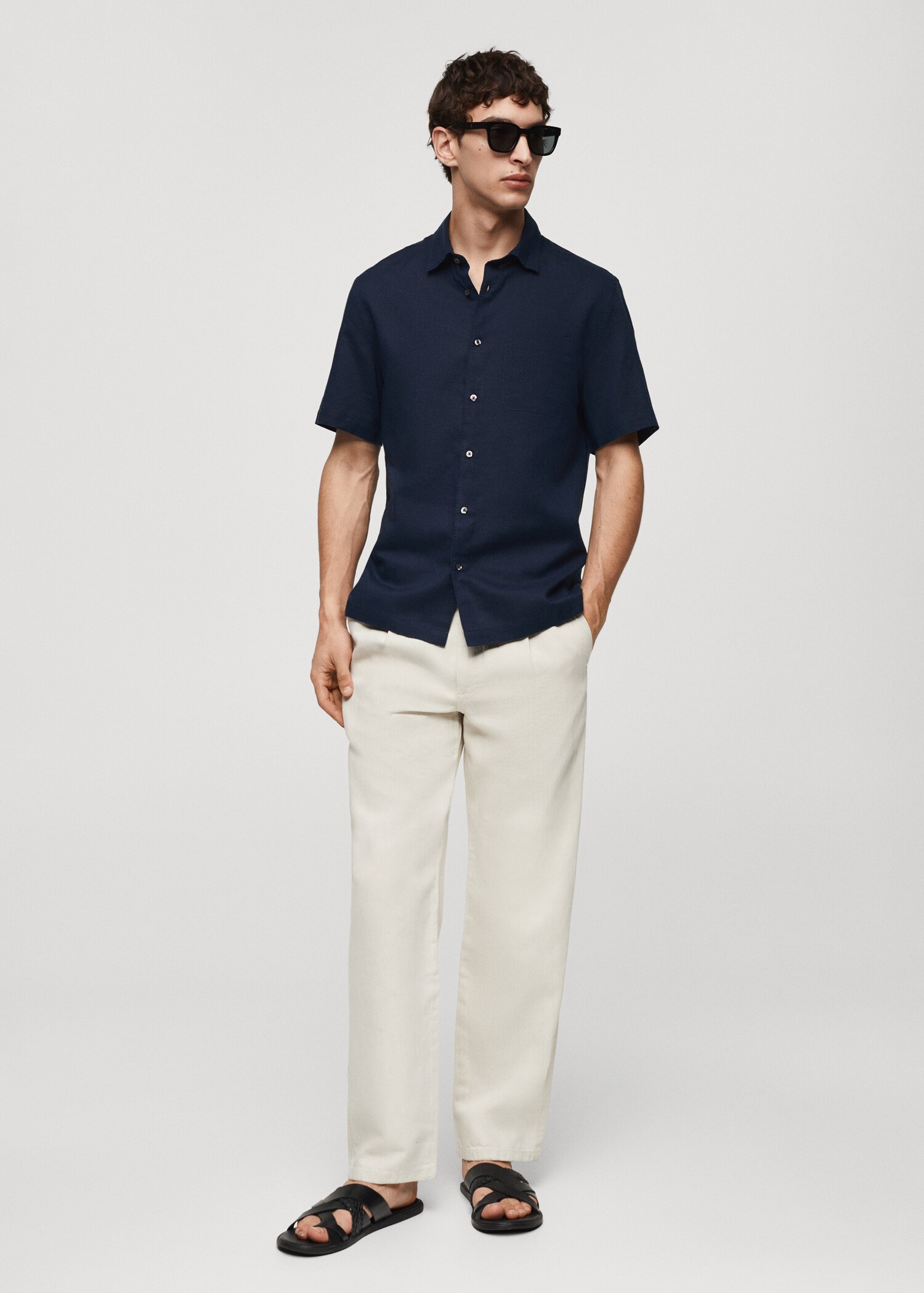 Regular-fit linen shirt with pocket - General plane