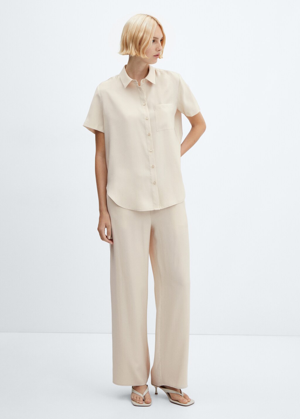 Short sleeve pocket shirt - image 2