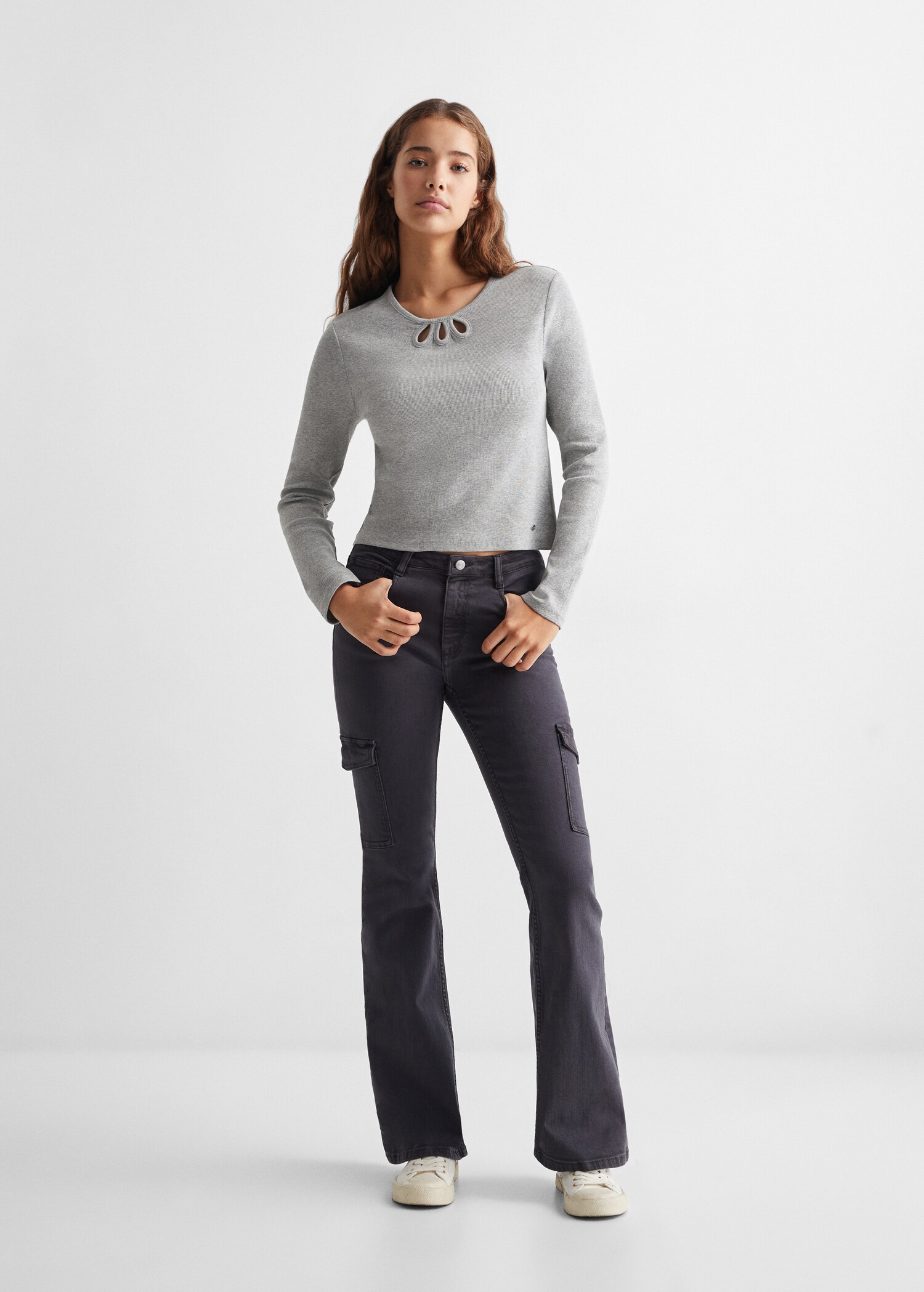 Long-sleeve t-shirt with cut-out - General plane