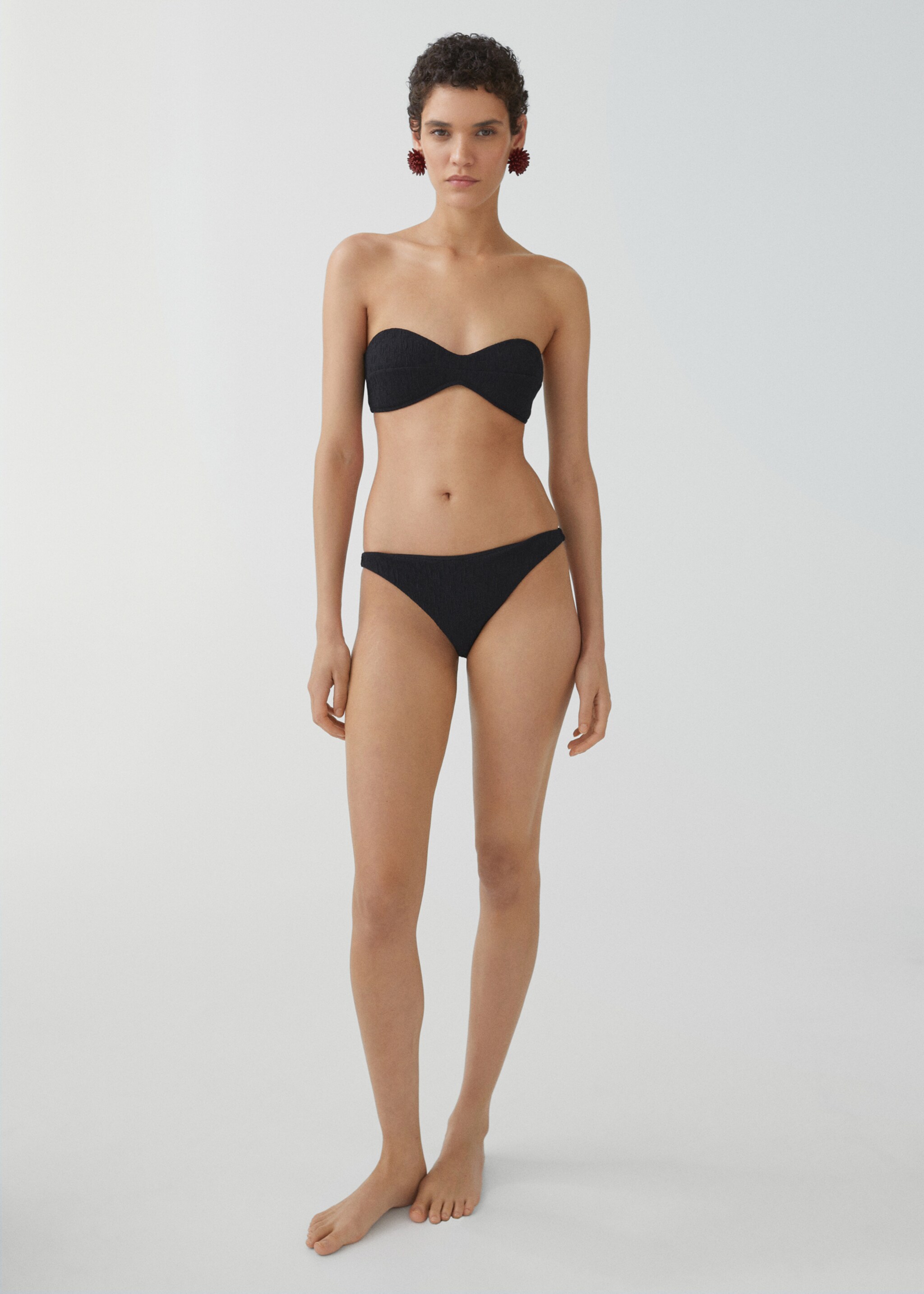 Culotte bikini classique texturée - Plan général, Noir. Ref: 67094011-00.
