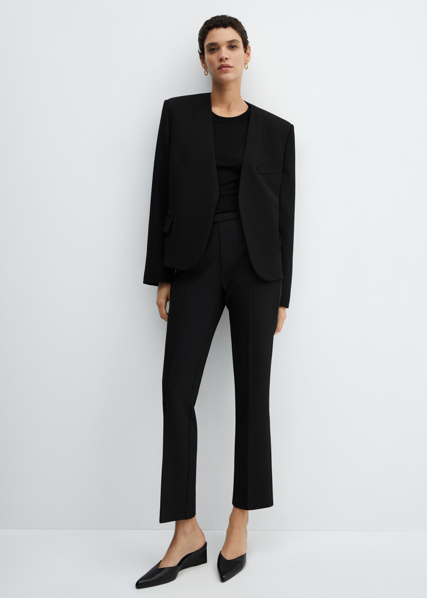 Padded shoulder blazer - General plane