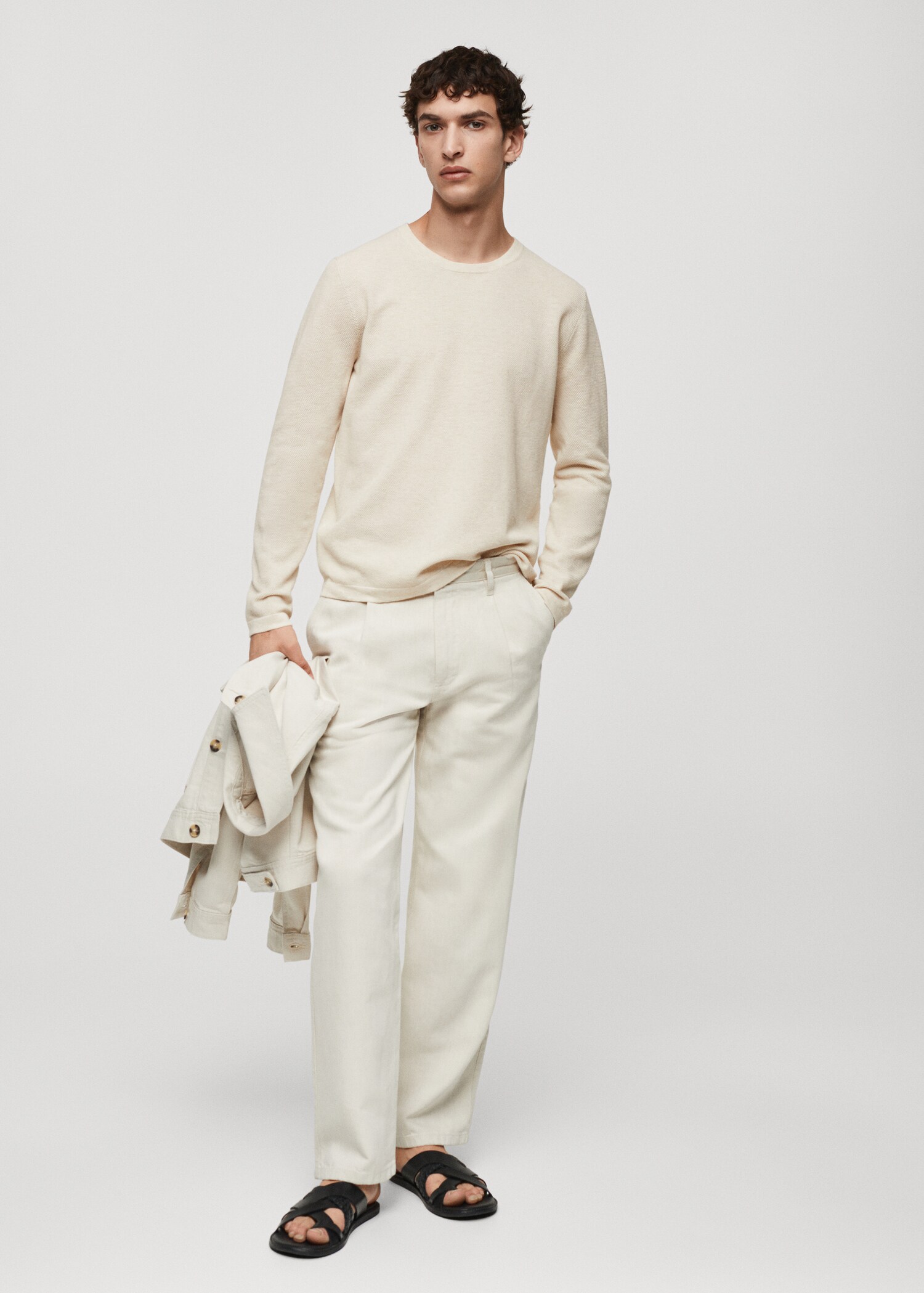 Knit cotton sweater - Загальний план
