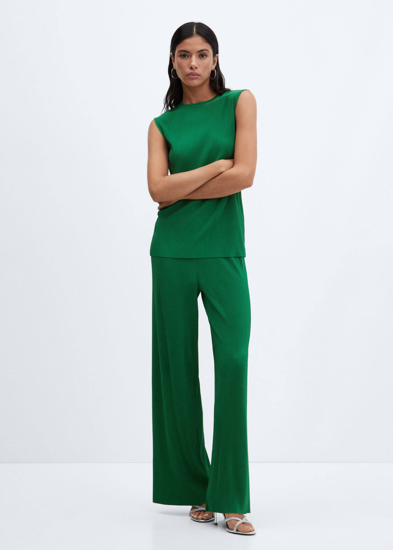 What to wear with wide leg pants: Styles you need to know | Woman & Home