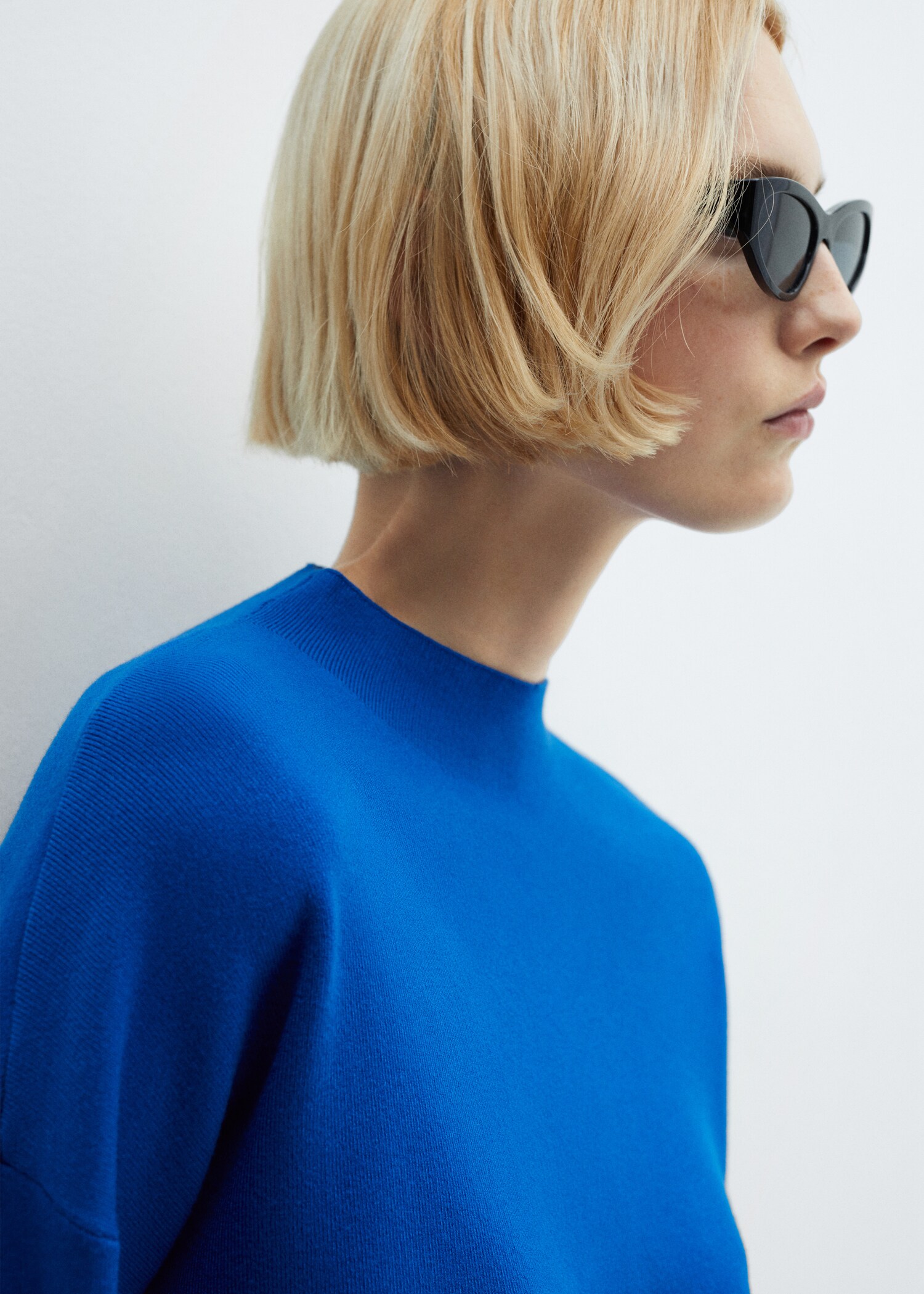 Knitted sweater with perkins neck - Details of the article 3