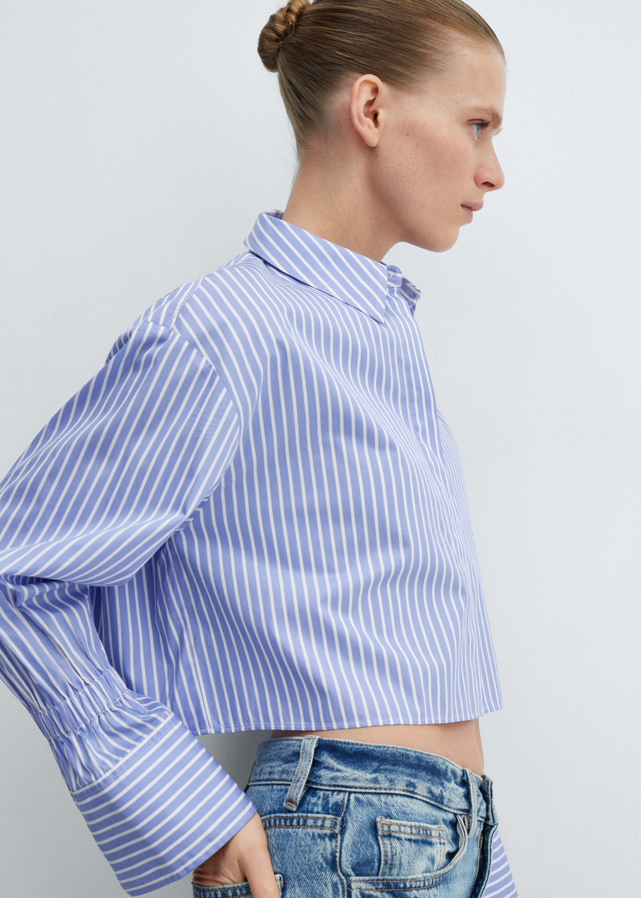 Striped cropped shirt - Details of the article 3