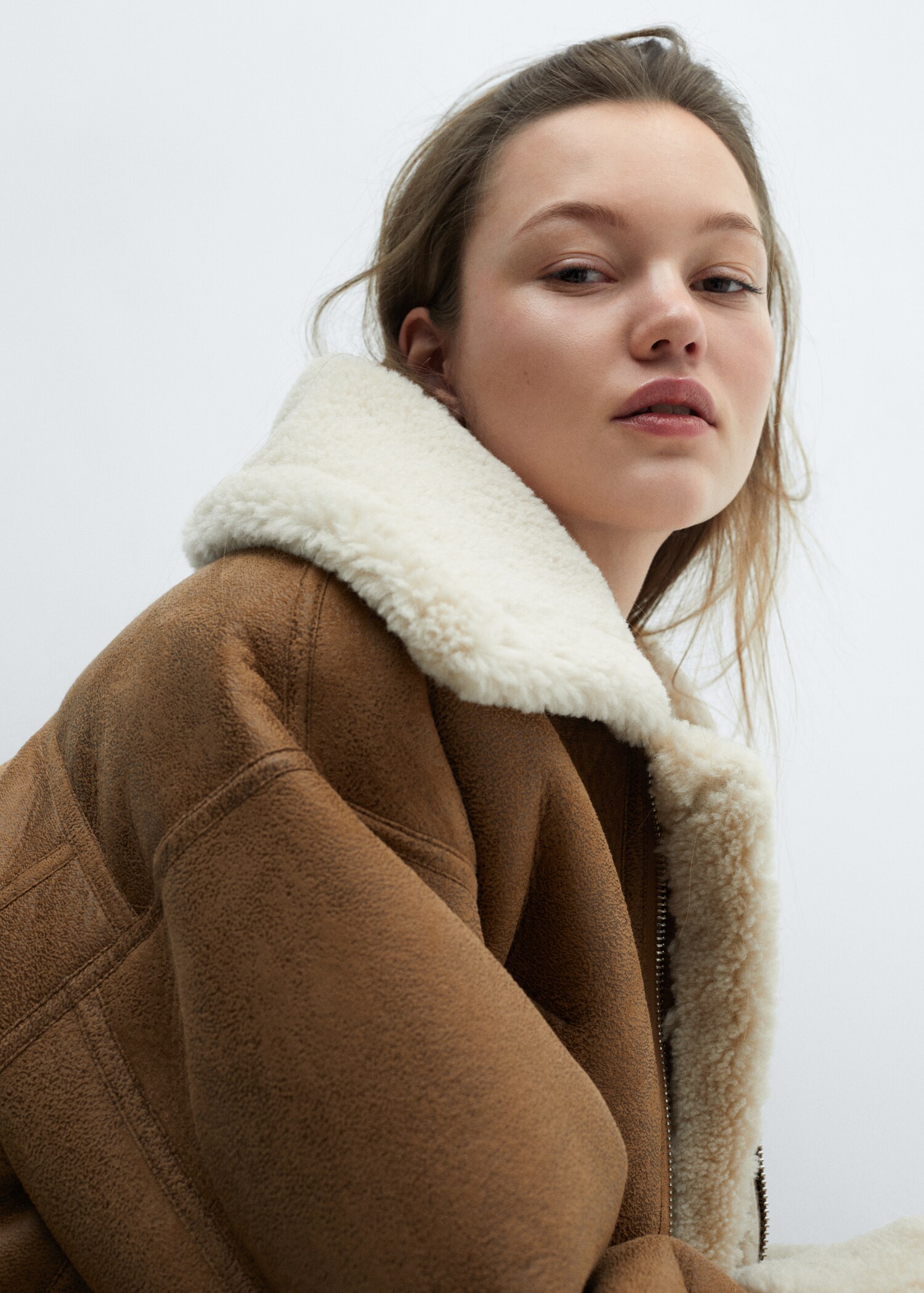 Shearling-lined leather-effect jacket - Details of the article 2