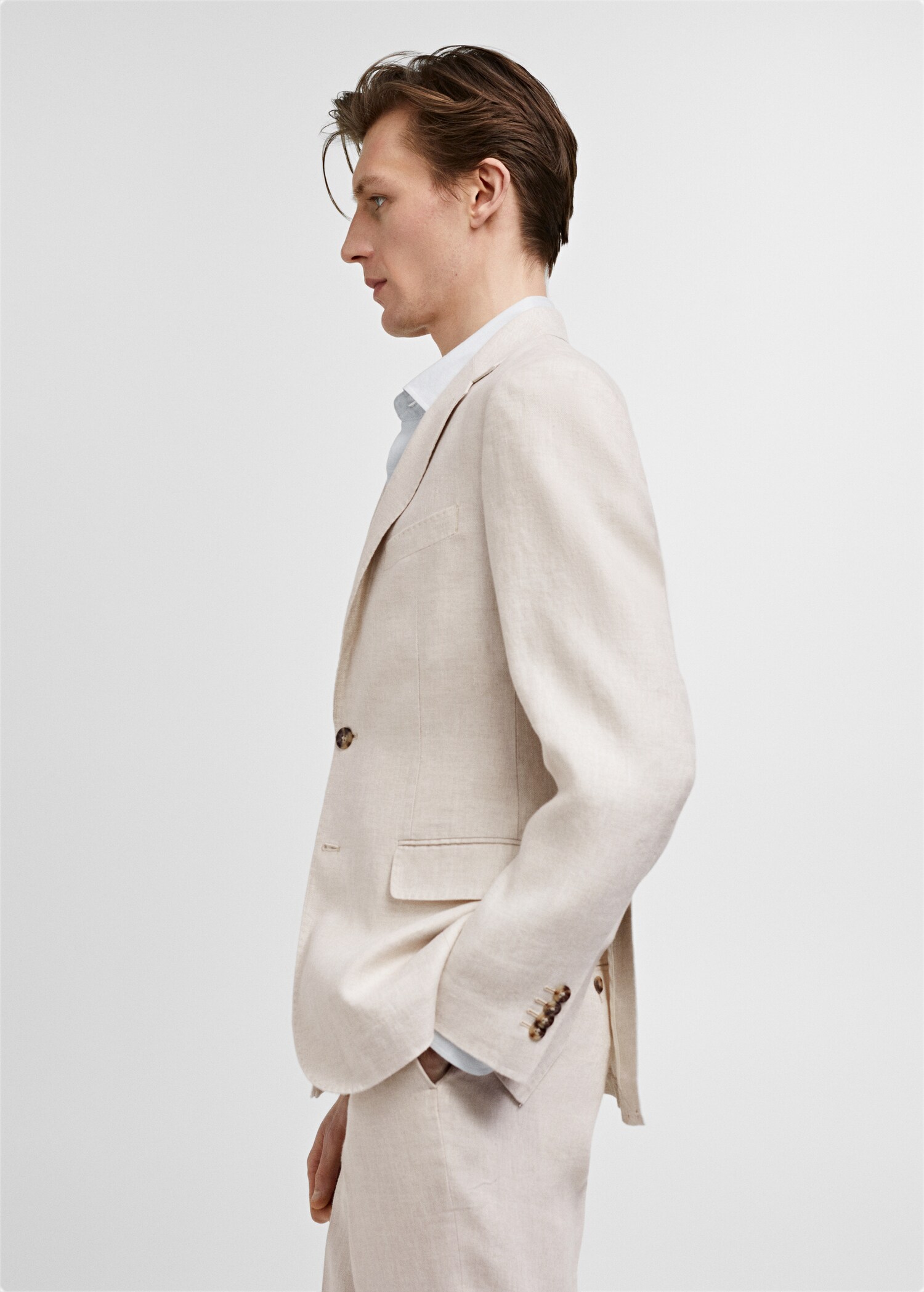 100% linen slim-fit suit blazer - Details of the article 2