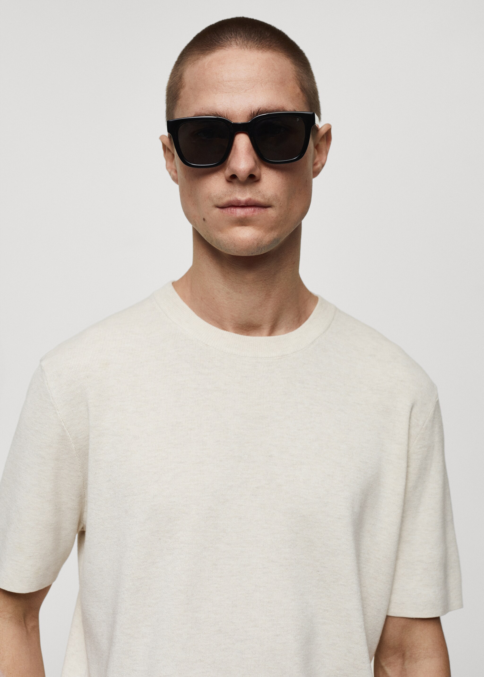 Basic cotton blend t-shirt - Details of the article 3
