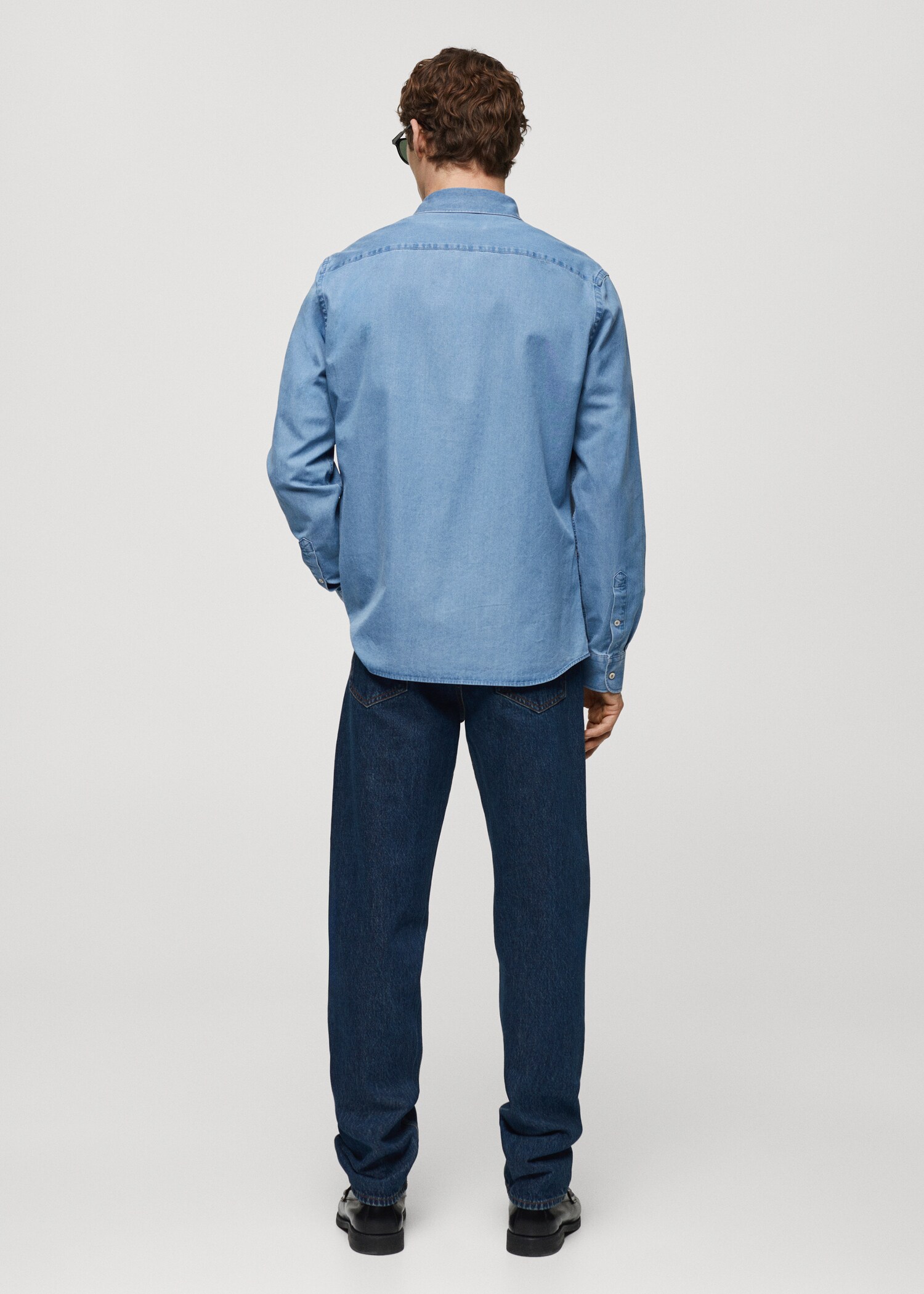 Regular-fit cotton chambray shirt - Reverse of the article