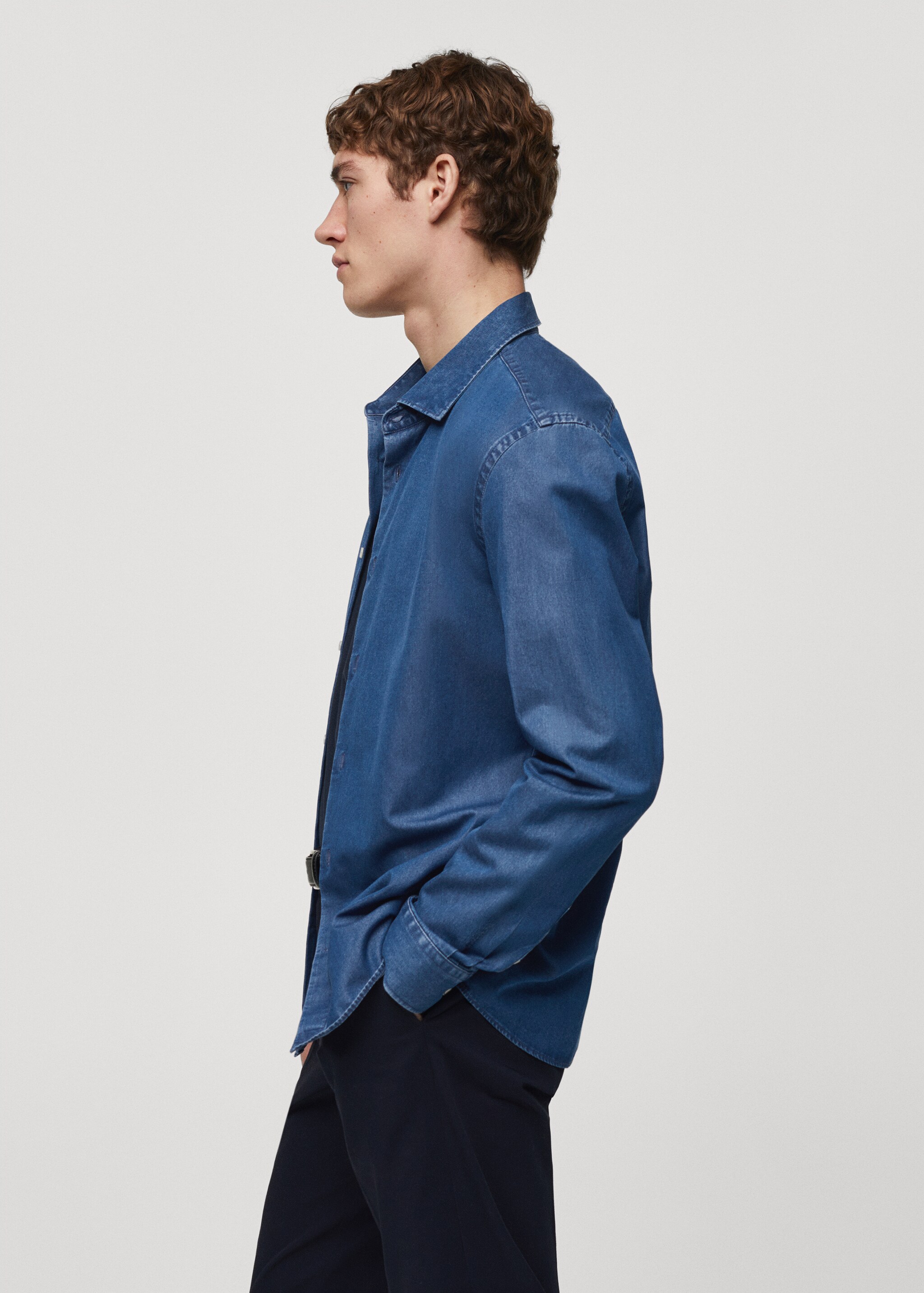 Regular-fit cotton chambray shirt - Details of the article 1
