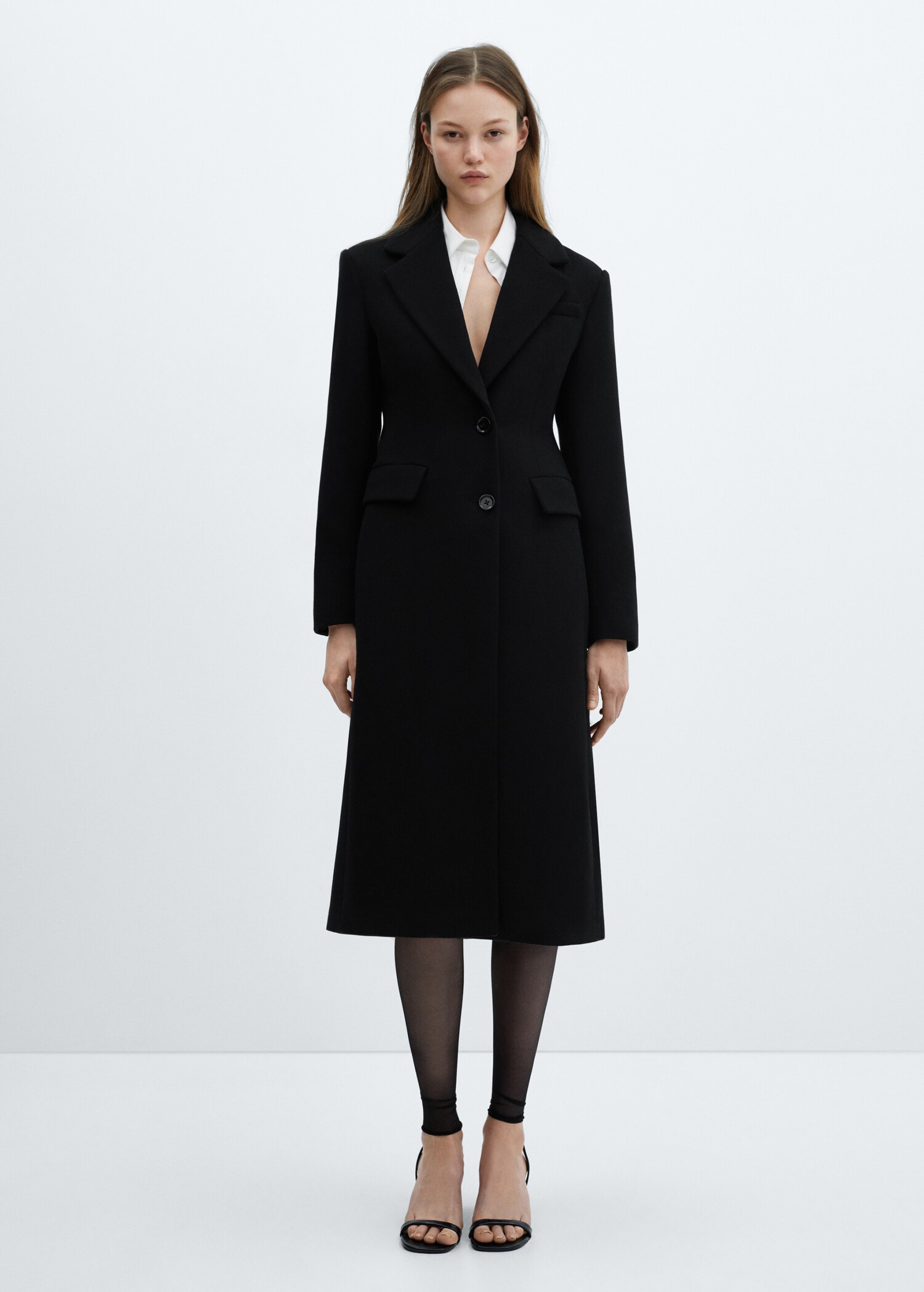 Tailored wool coat - General plane