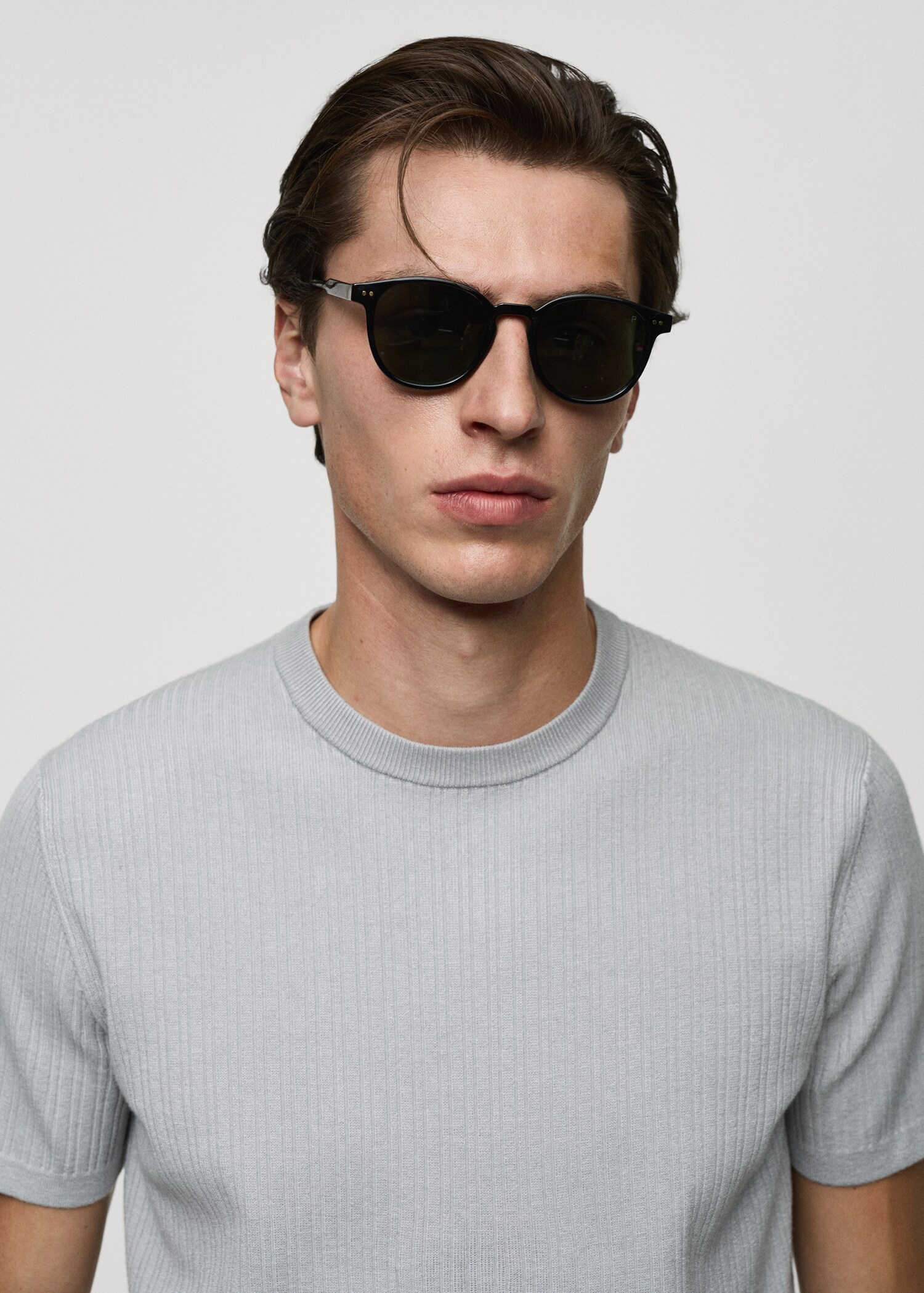 Ribbed  knit t-shirt - Details of the article 3