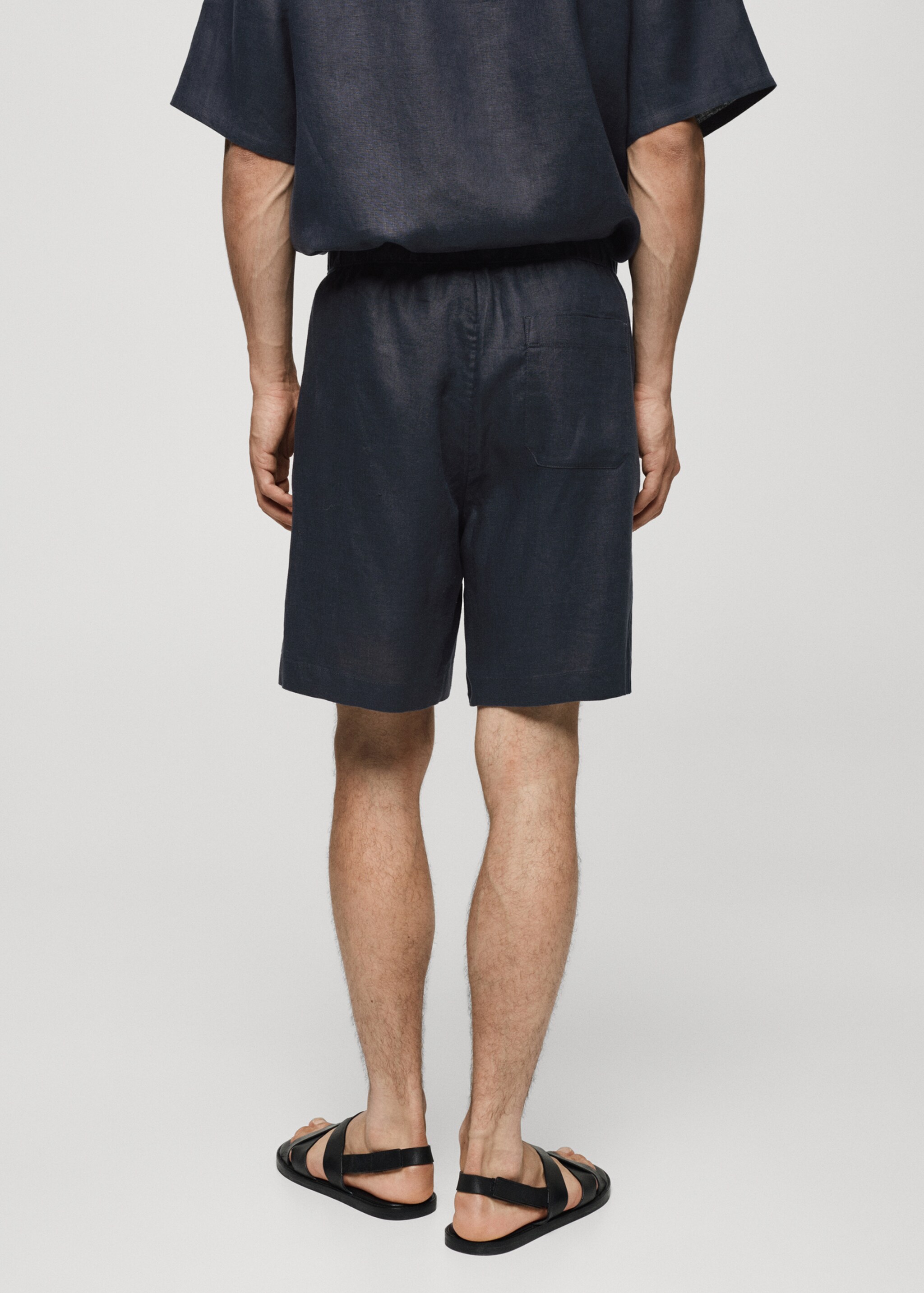 100% linen bermuda shorts with drawstring - Reverse of the article