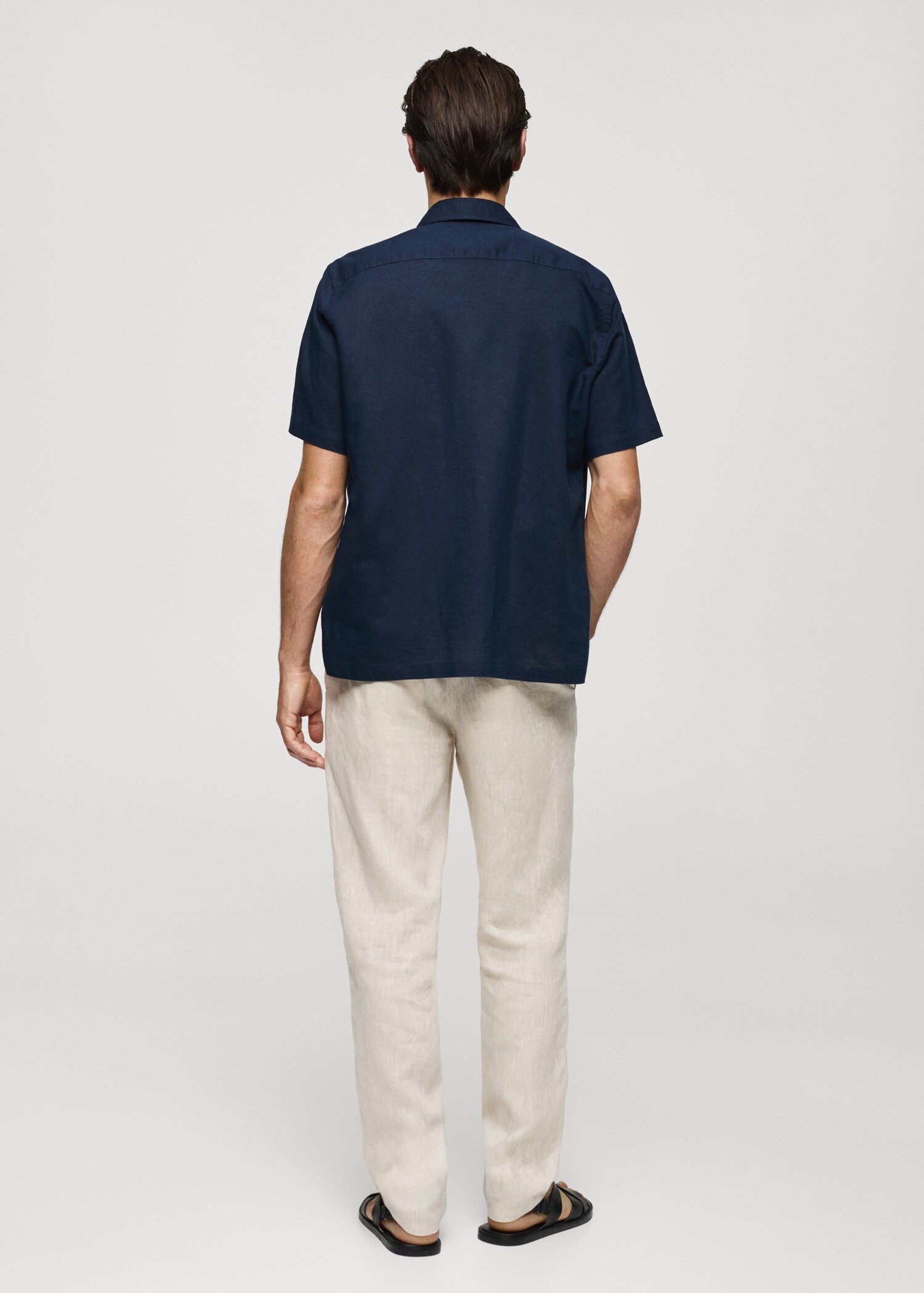 Chemise regular-fit lin poche - Verso de l’article