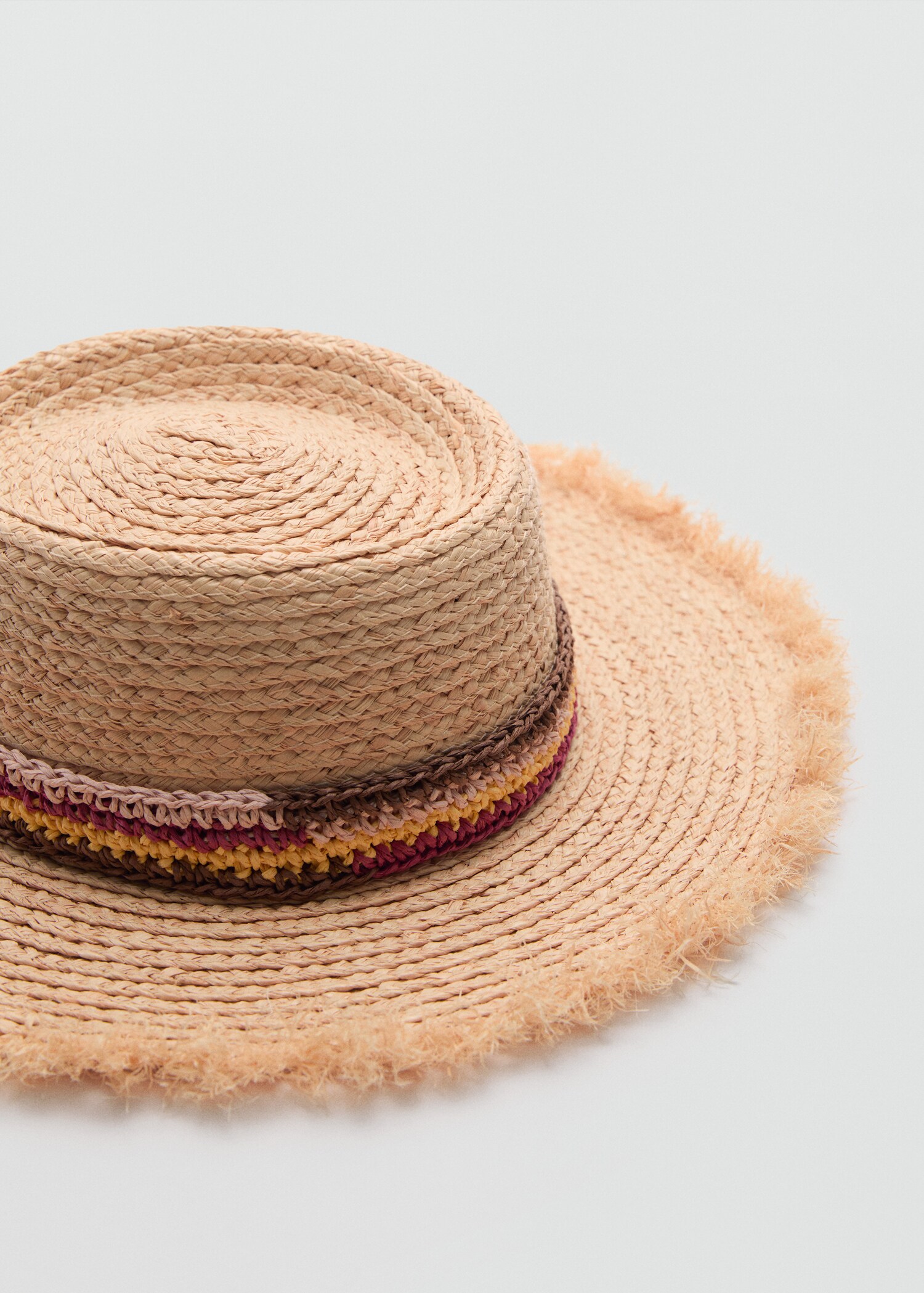 Sombrero trenzado cinta - Plano medio