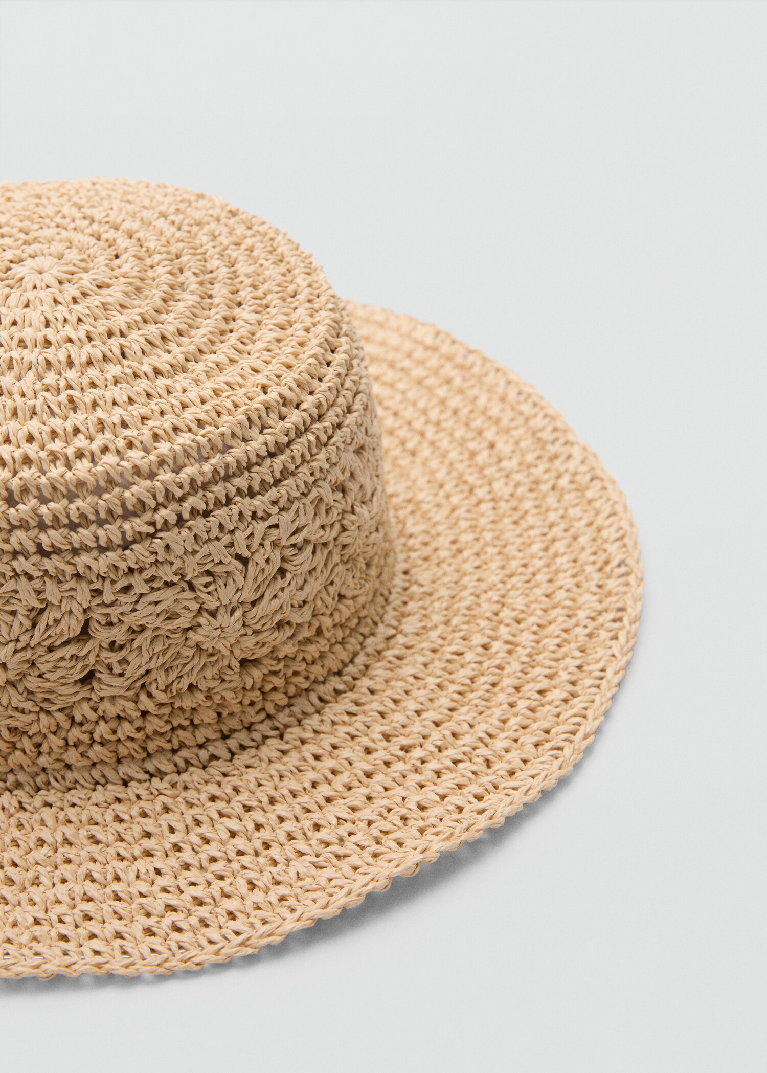 Chapeau fibre naturelle - Plan moyen