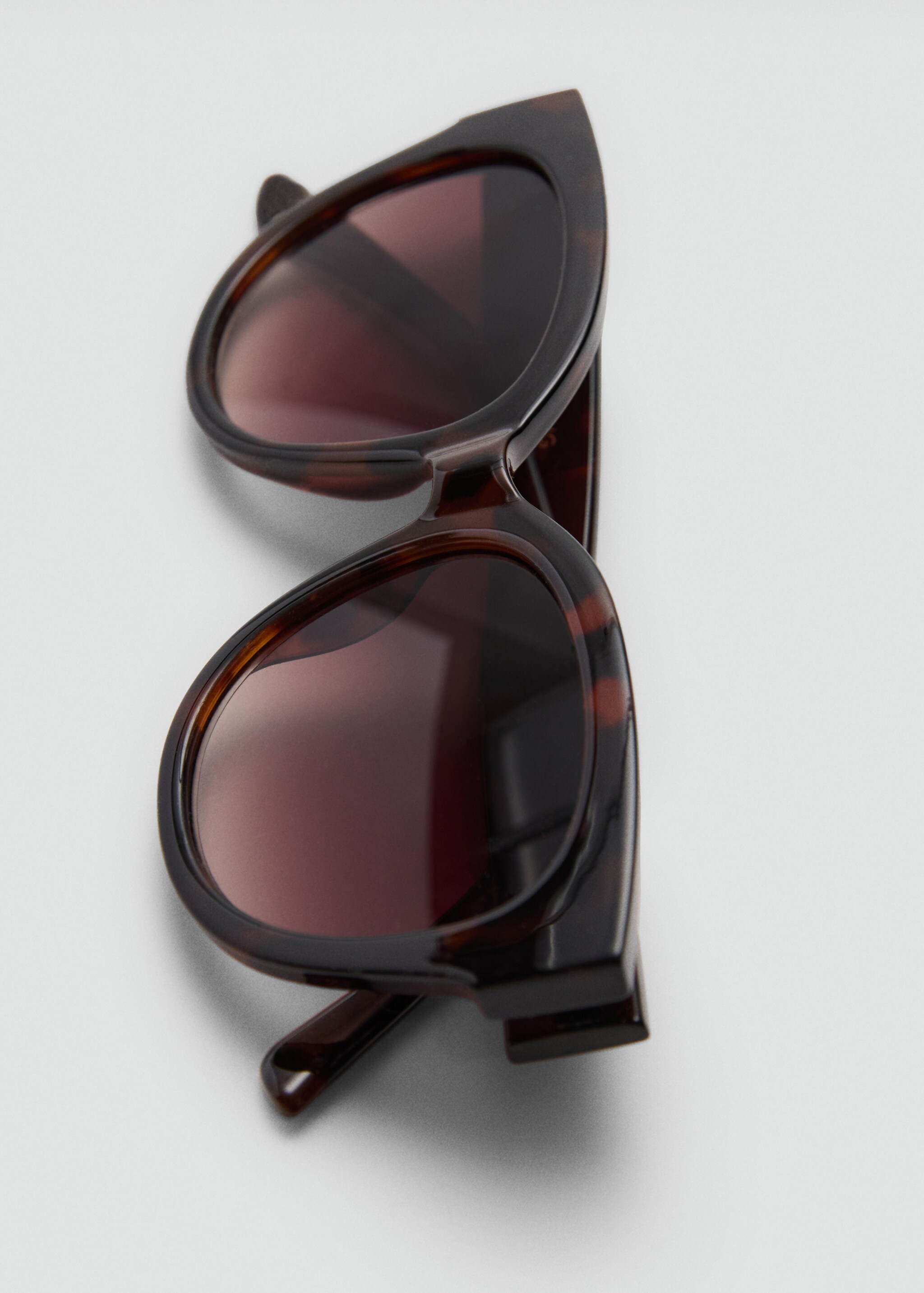 Resin frame sunglasses - Details of the article 2