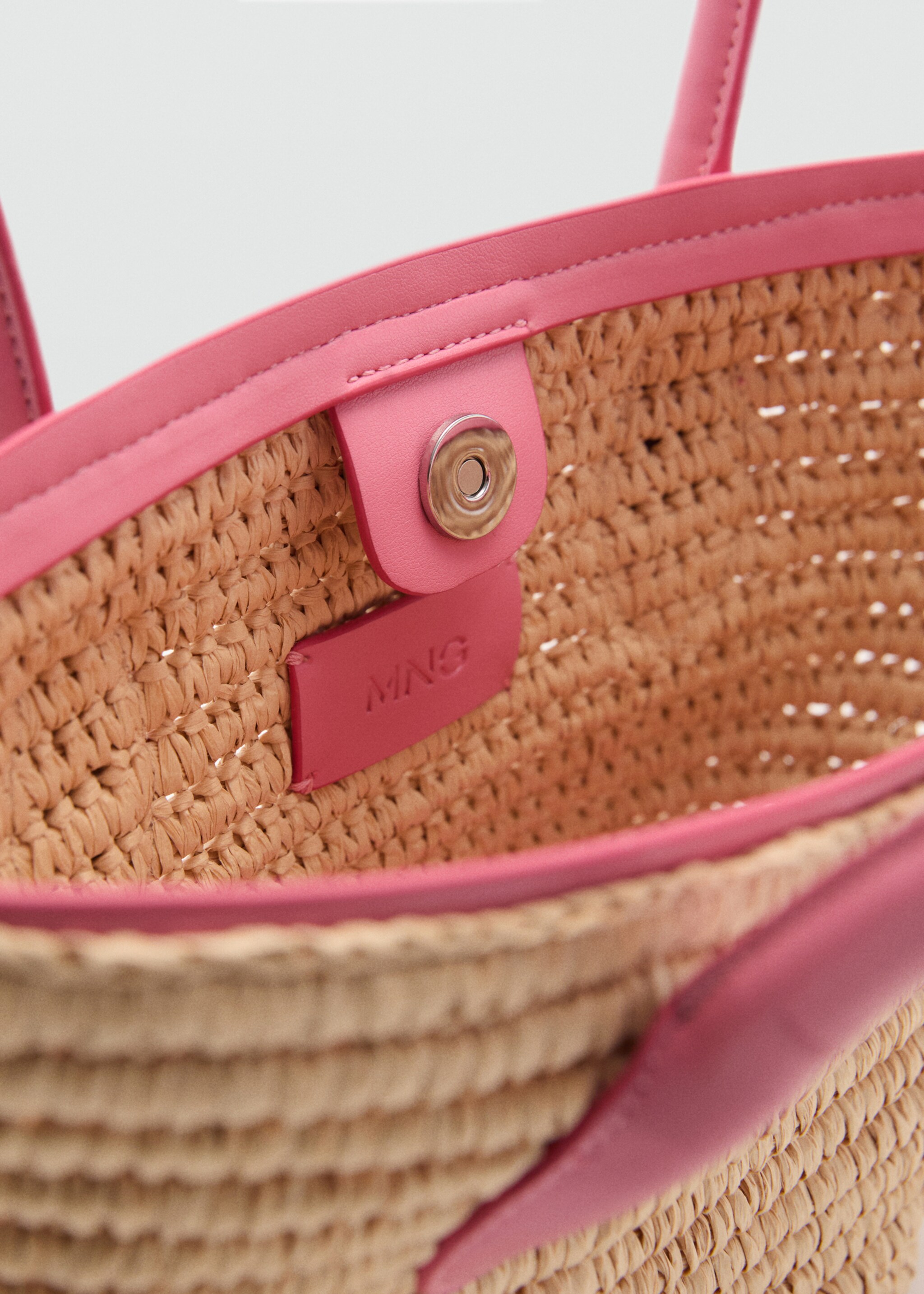 Natural fibre basket bag - Details of the article 3, Bubblegum Pink. Ref: 77000237-00.