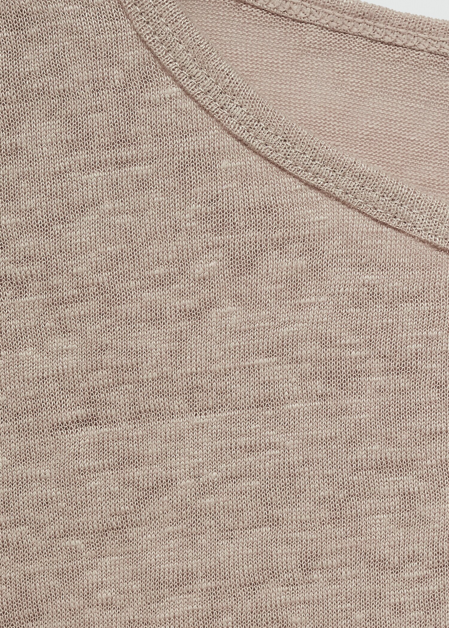 Short-sleeved linen t-shirt - Details of the article 8