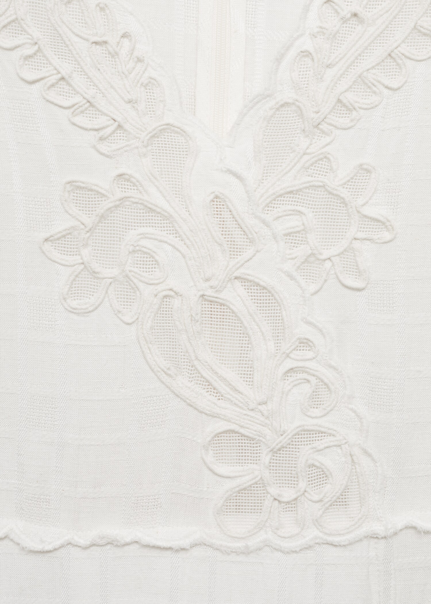Robe courte brodée - Détail de l'article 8