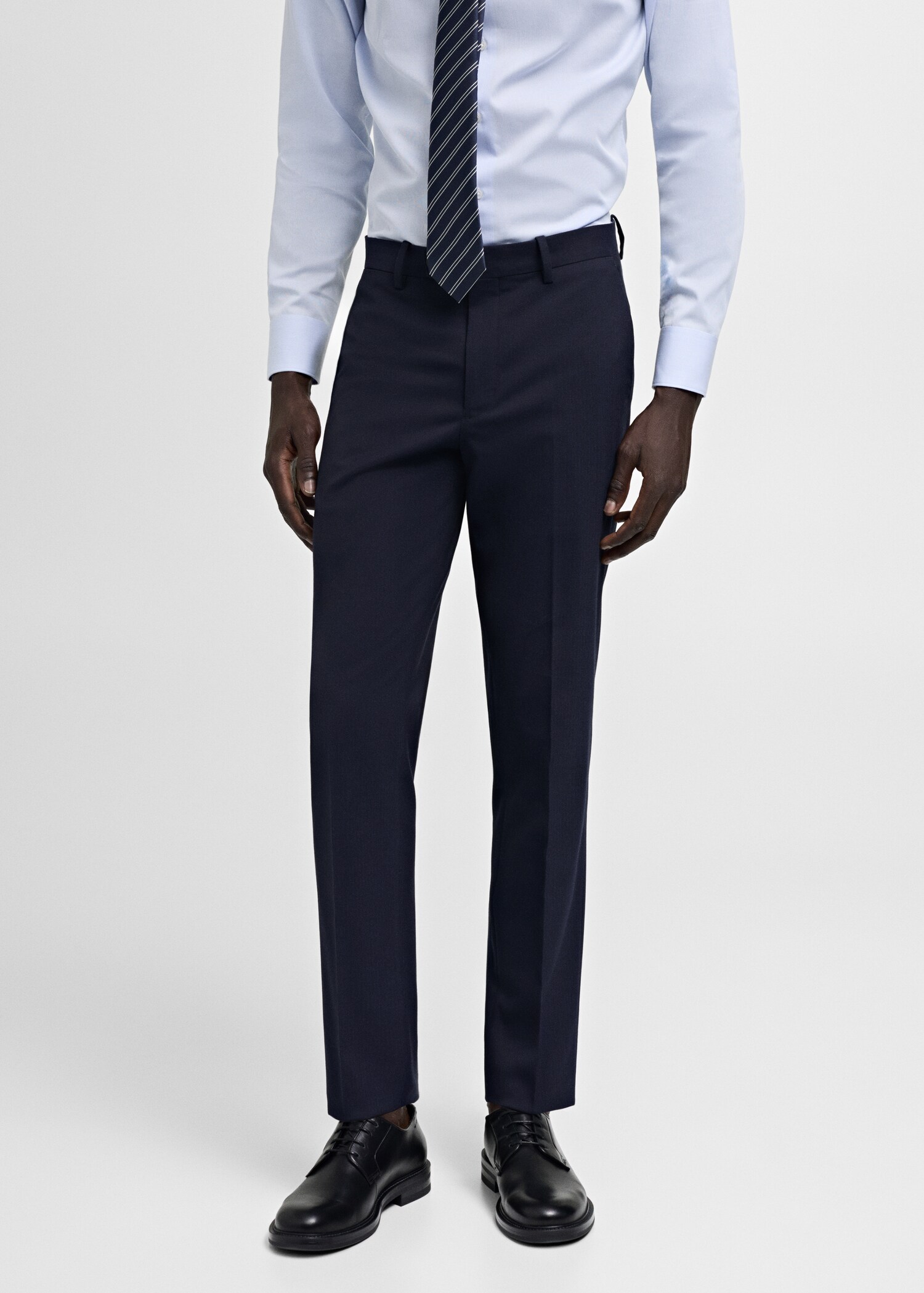 Slim Fit-Anzughose aus Comfort-Stretch-Gewebe - Mittlere Ansicht