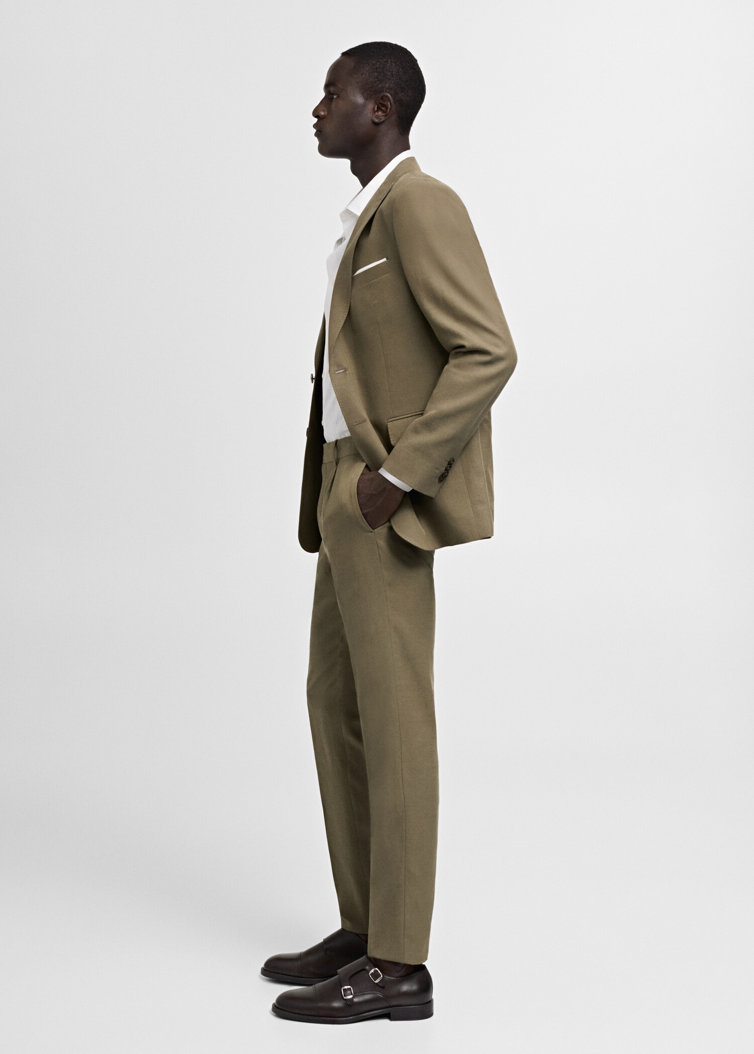 Slimfit Tencel™ suit trousers with pleats - Details of the article 1