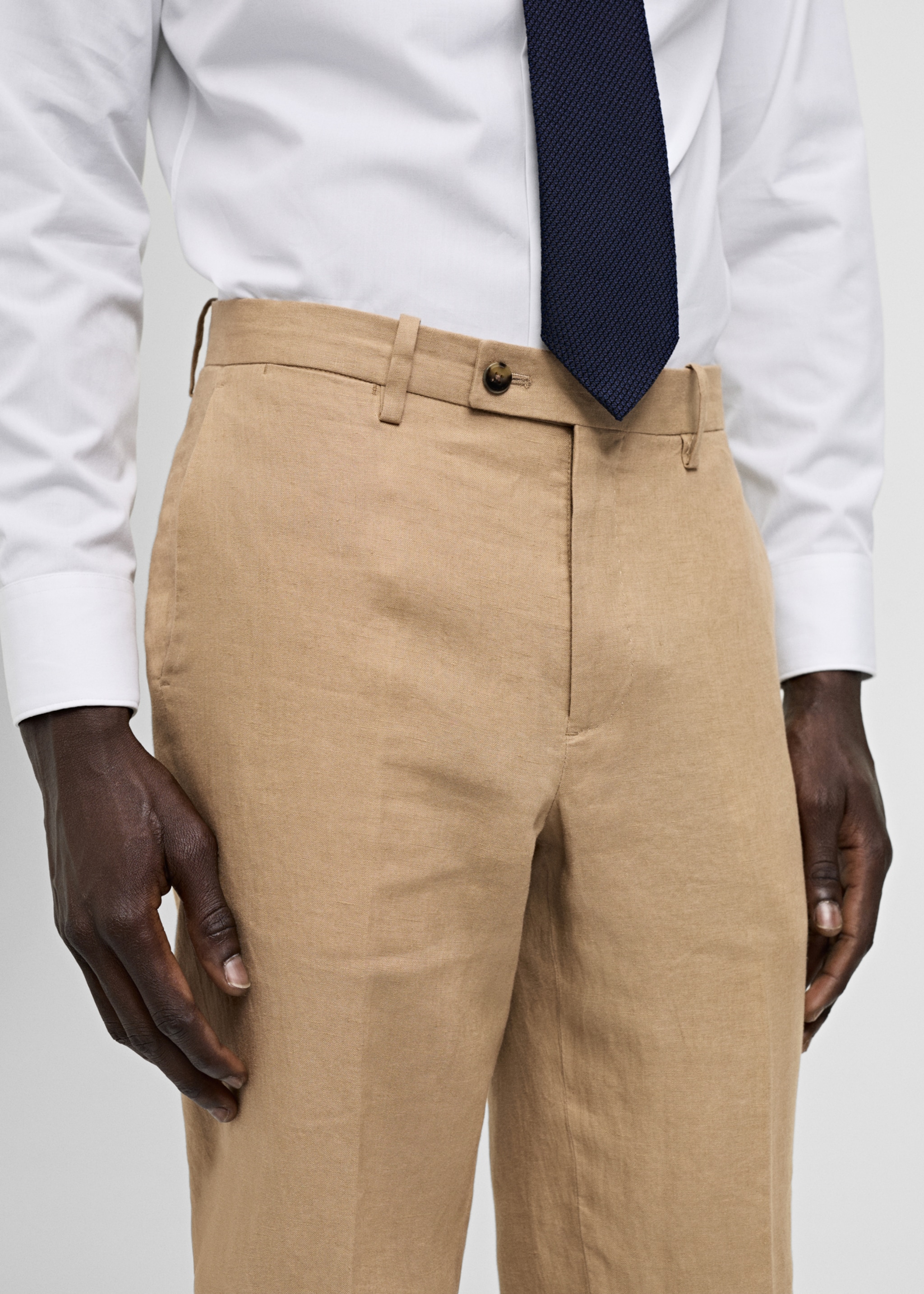 100% linen slim-fit suit pants - Details of the article 6, Medium Brown. Ref: 77000591-00.