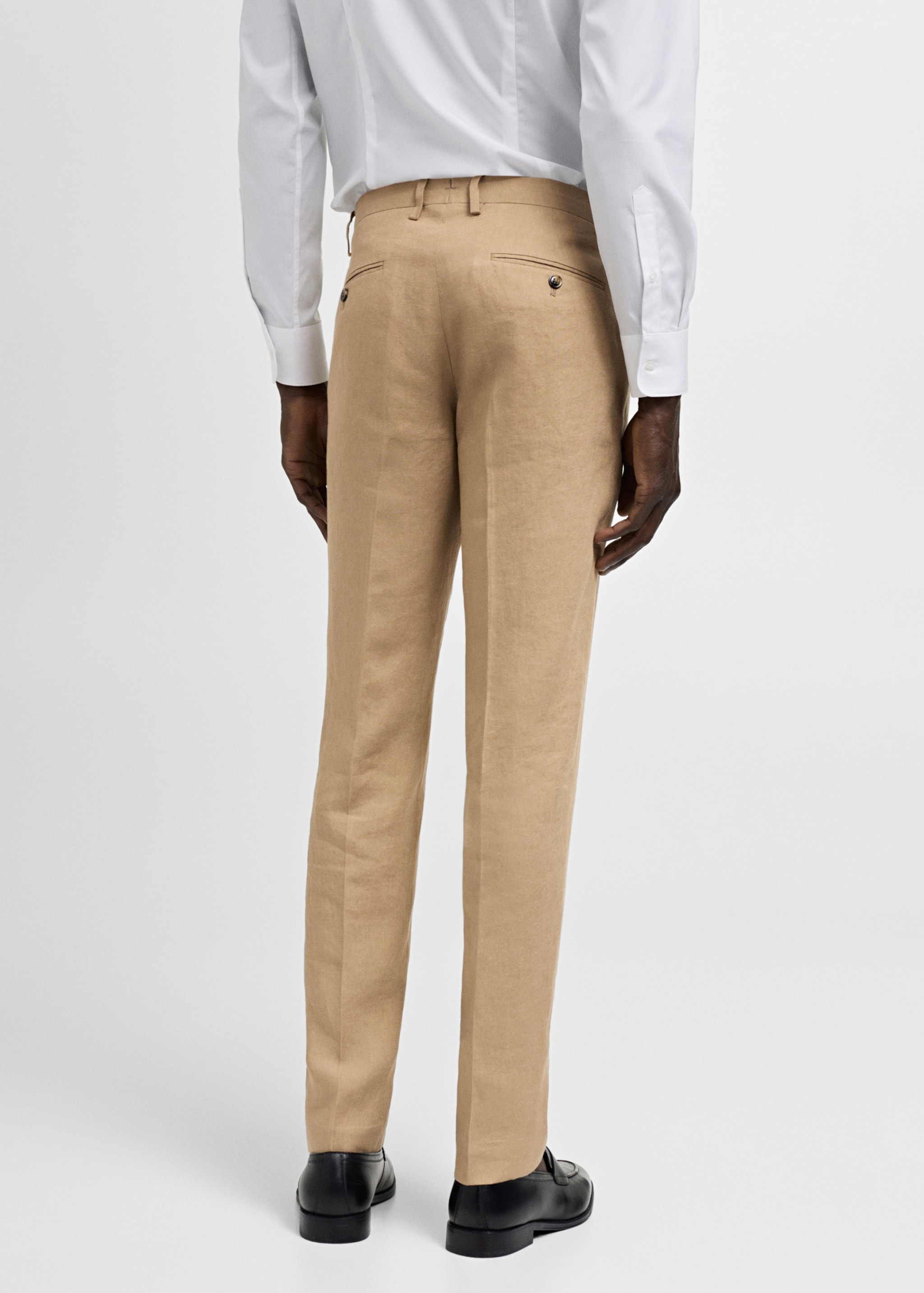 100% linen slim-fit suit pants - Reverse of the article, Medium Brown. Ref: 77000591-00.