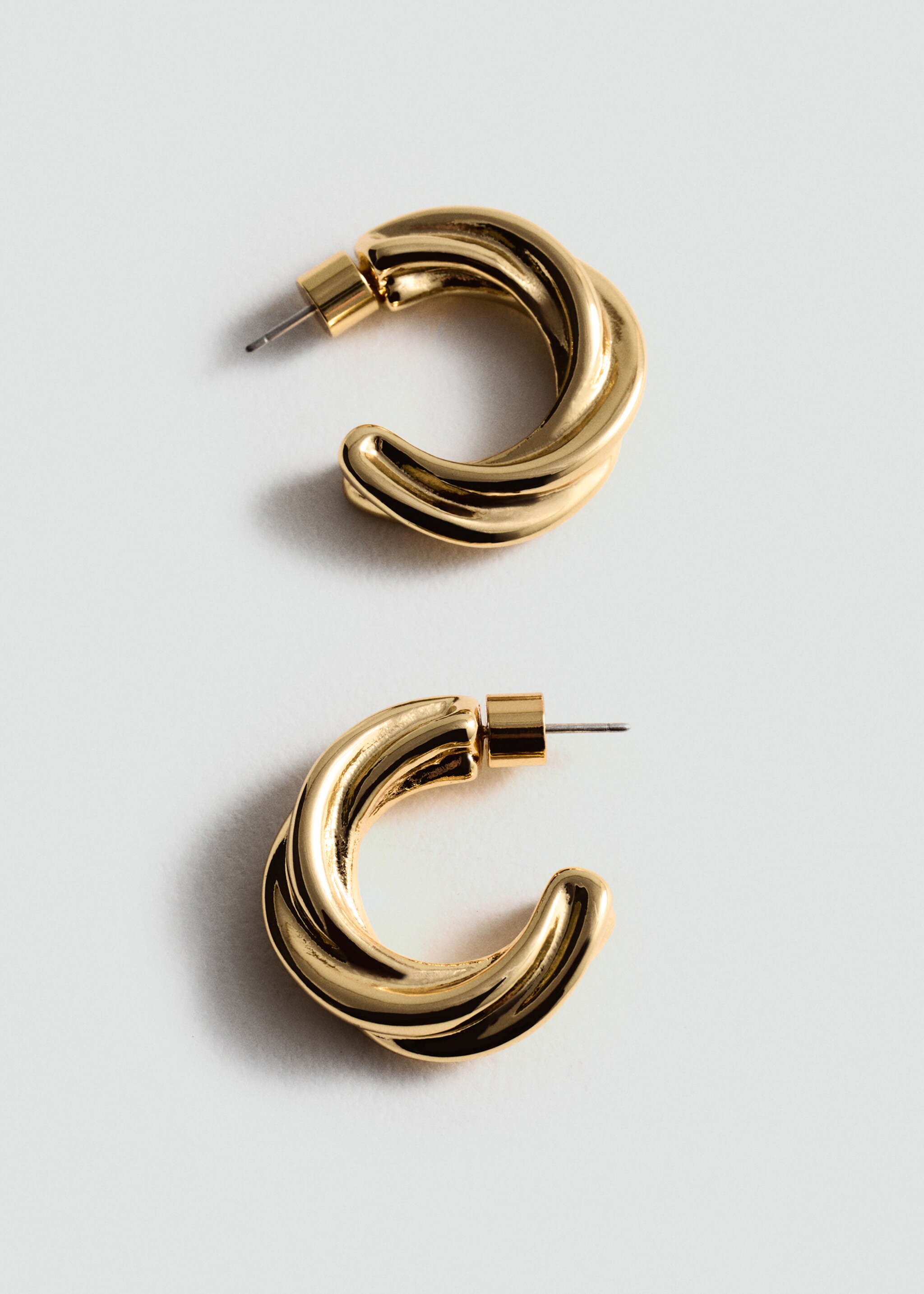 Intertwined hoop earrings - Medium plane