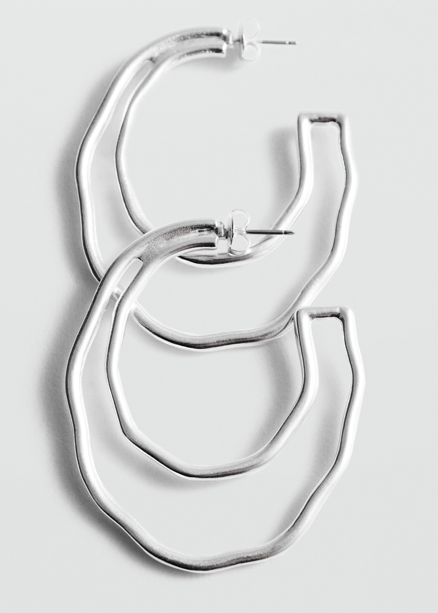 Irregular double hoop earrings - Medium plane
