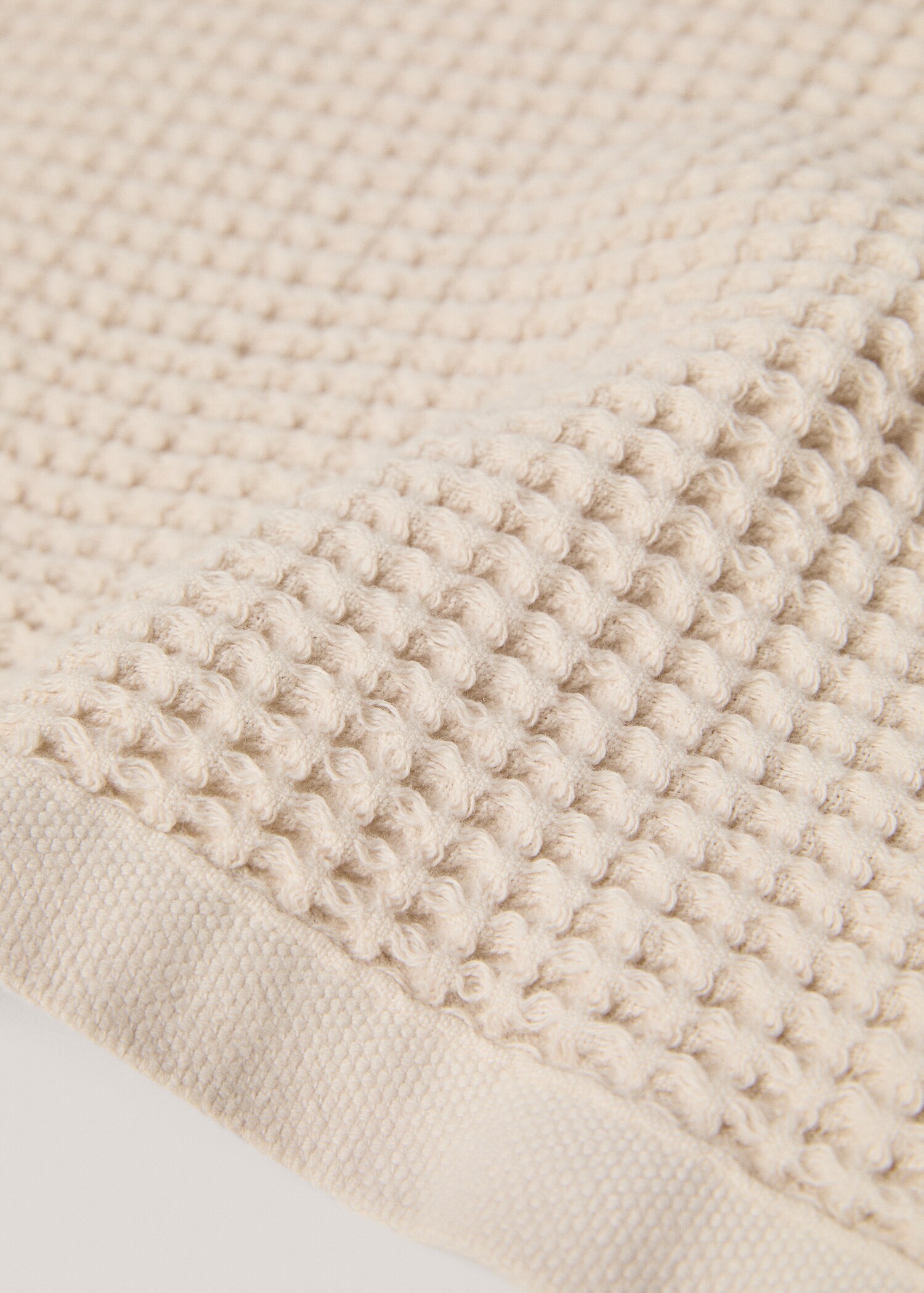 Cotton waffle washbasin towel - Details of the article 2