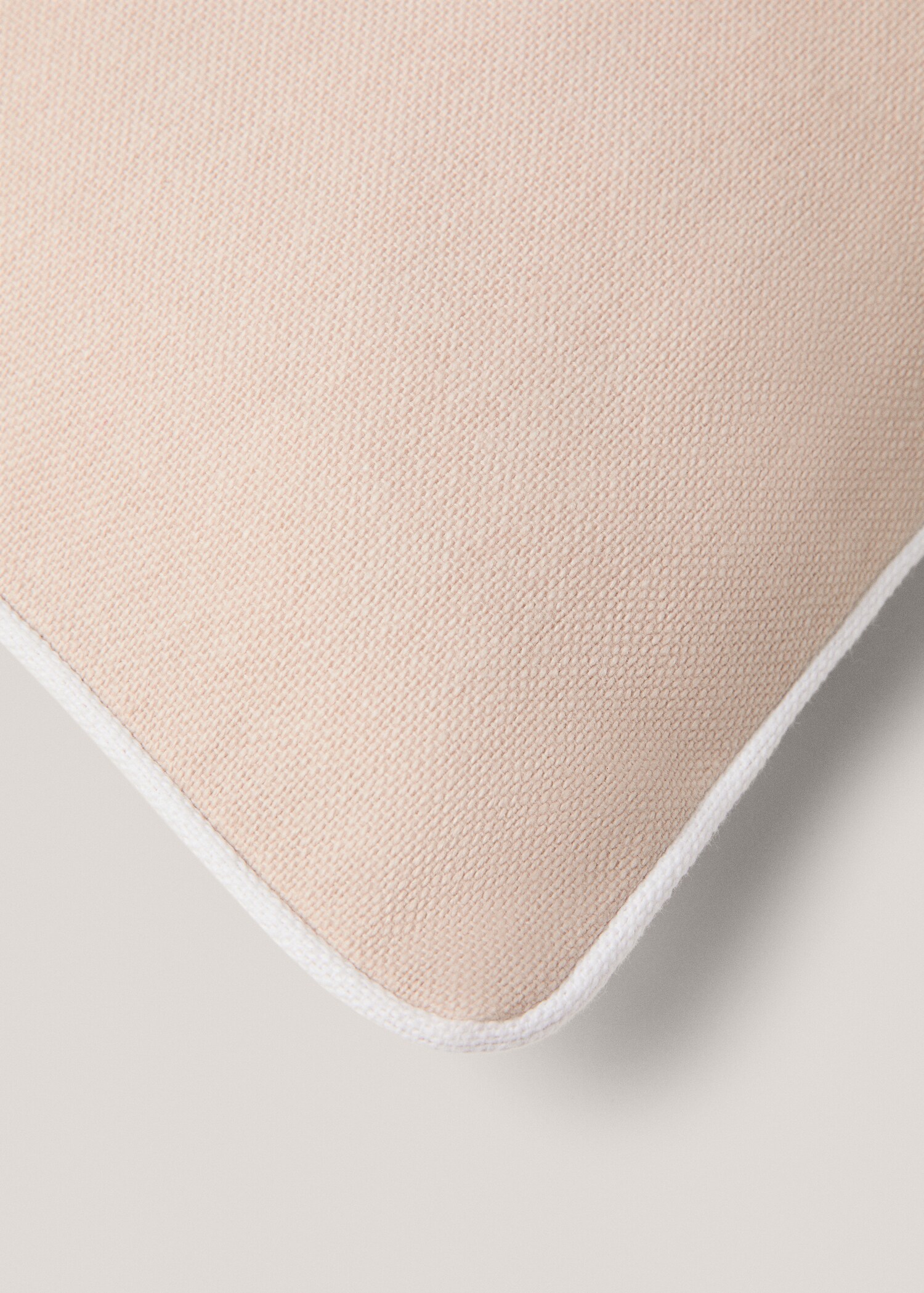 Cotton cushion cover with trim 45x45cm - Details of the article 3